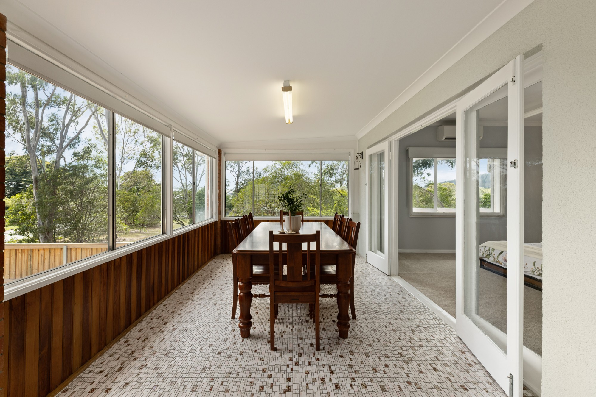 92 Pozieres Road, Tarragindi, QLD 4121