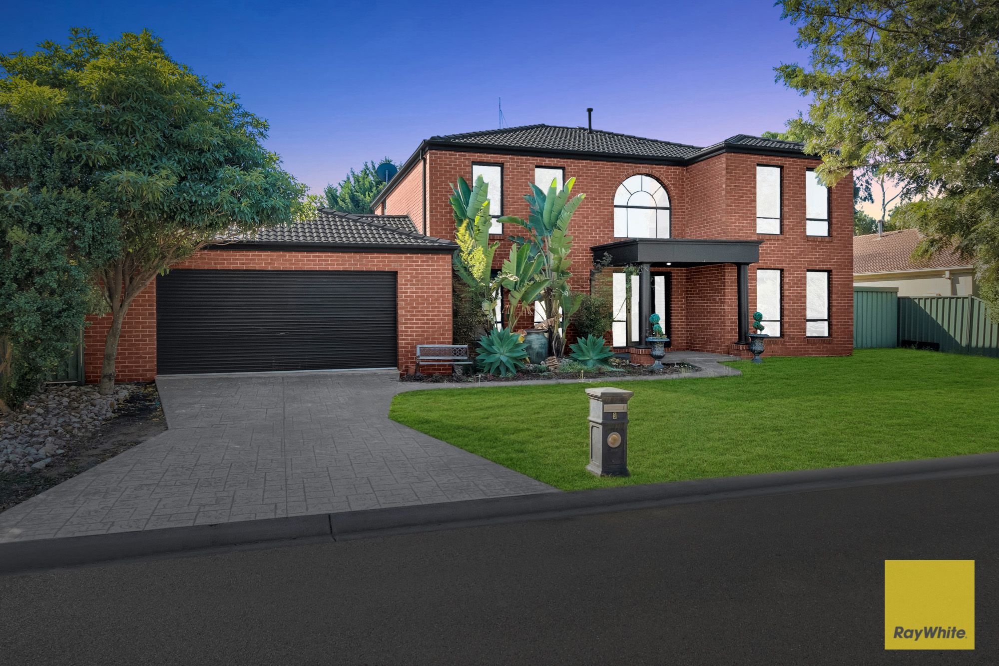 3 Creekbank Place, Caroline Springs, VIC 3023