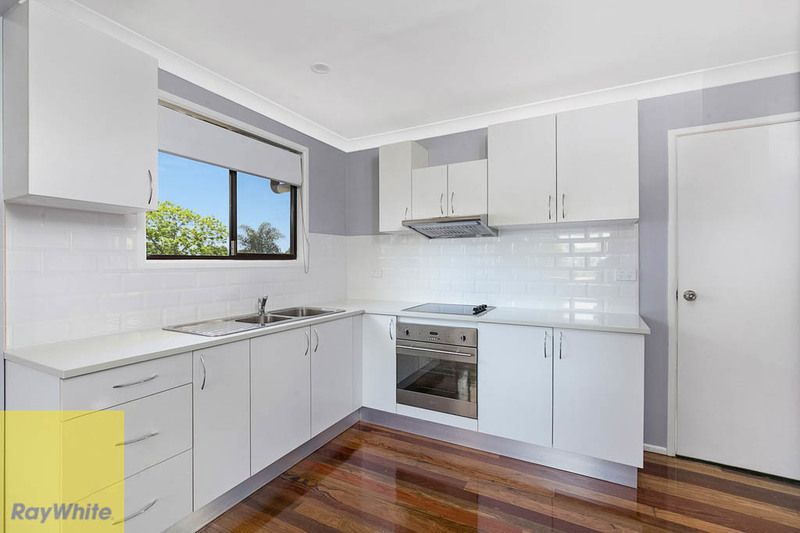 10 Madden Street, Silkstone, QLD 4304