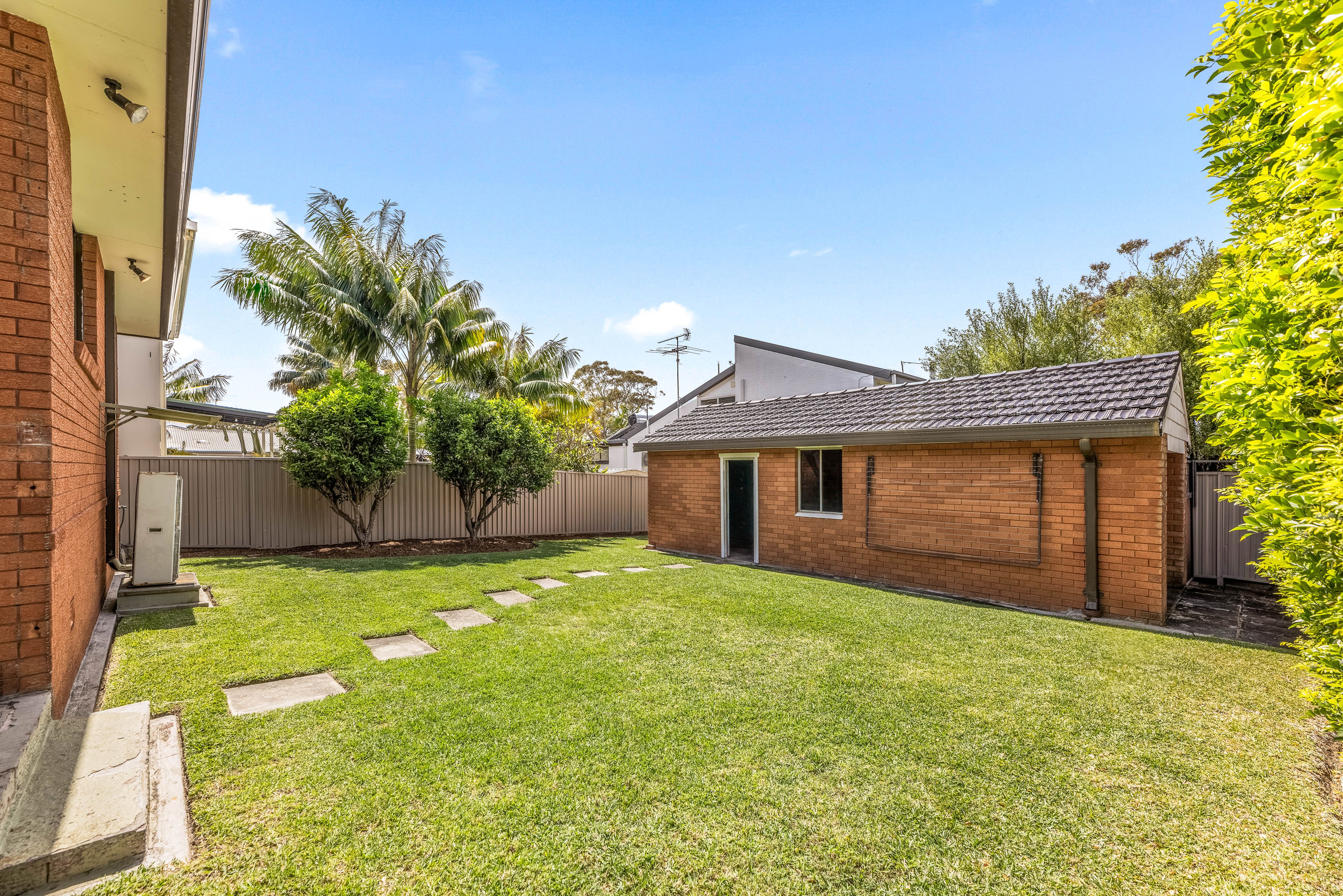 21 Masefield Place — photo 17 of 18