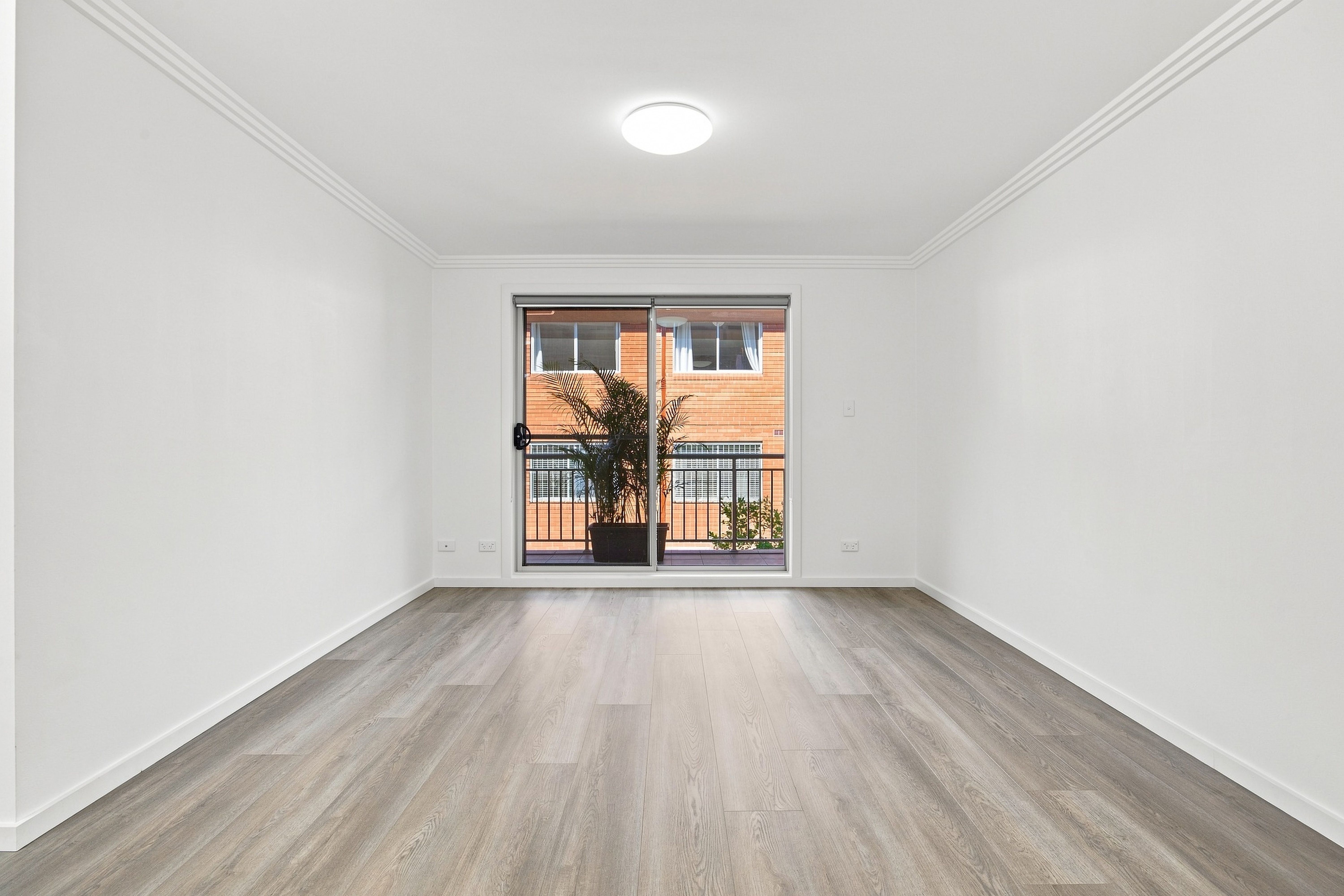 13/53-59 Denman Avenue — photo 8 of 15
