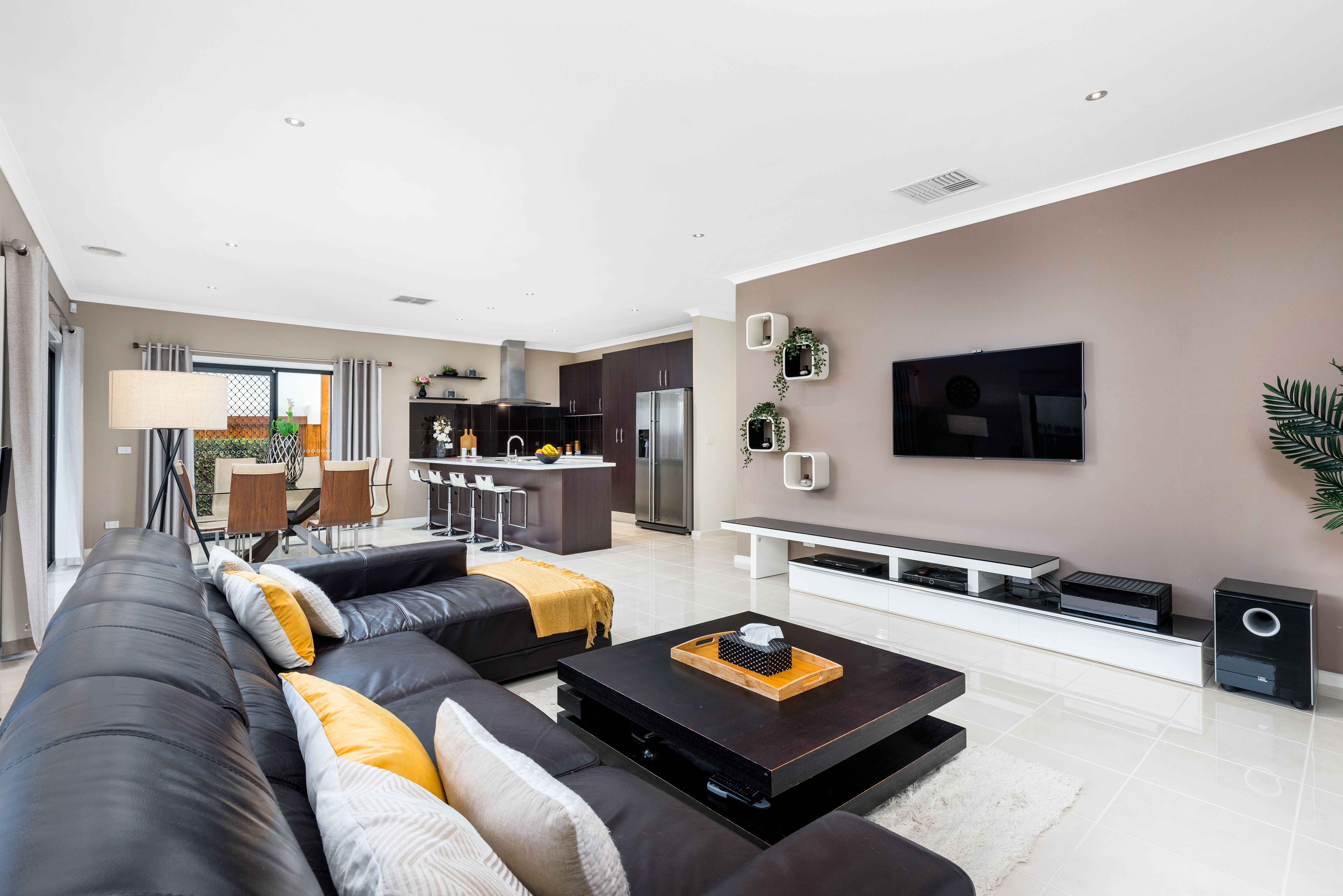 17 Fitzgerald Drive, South Morang, VIC 3752