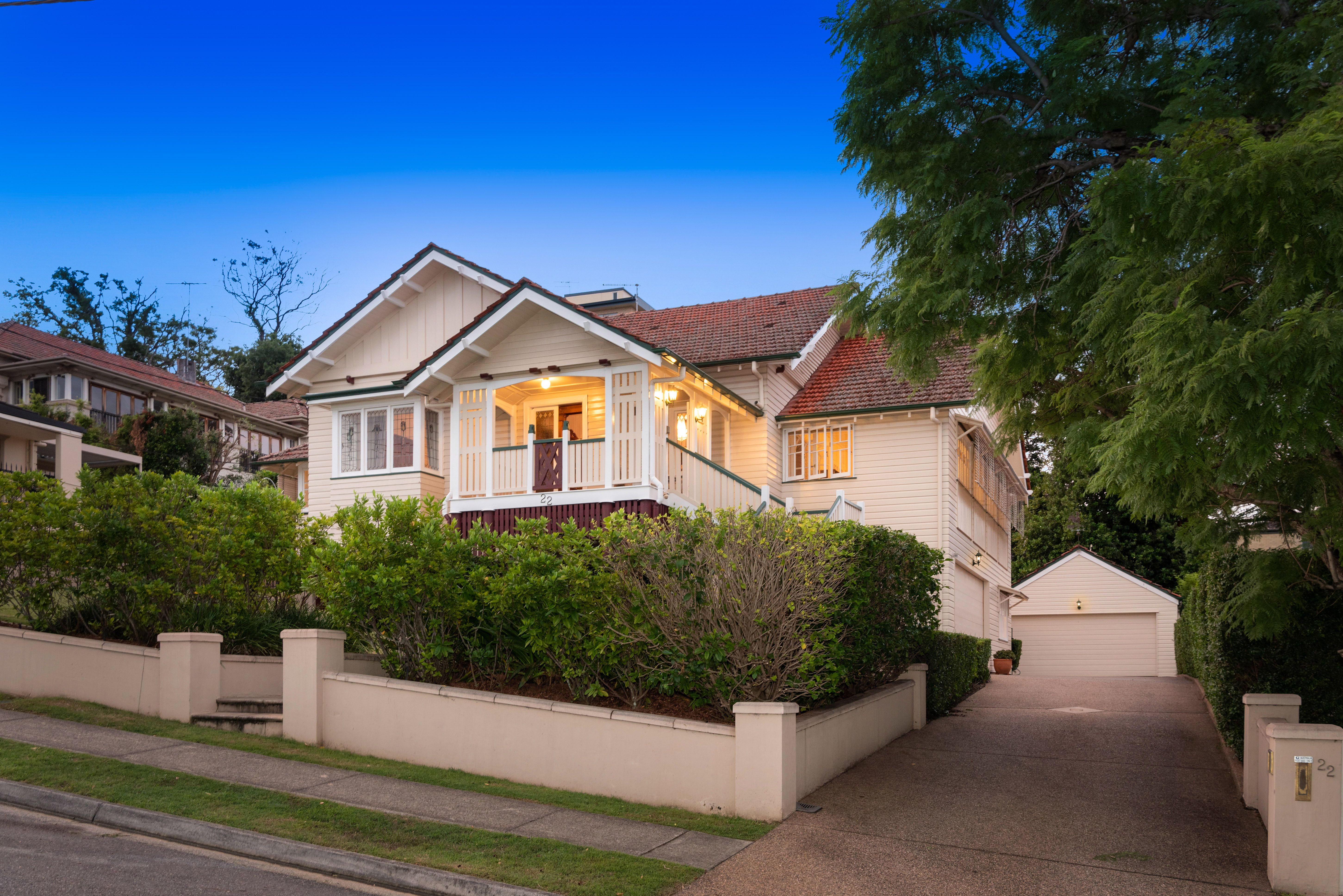 22 Whyenbah Street, Hamilton, QLD 4007