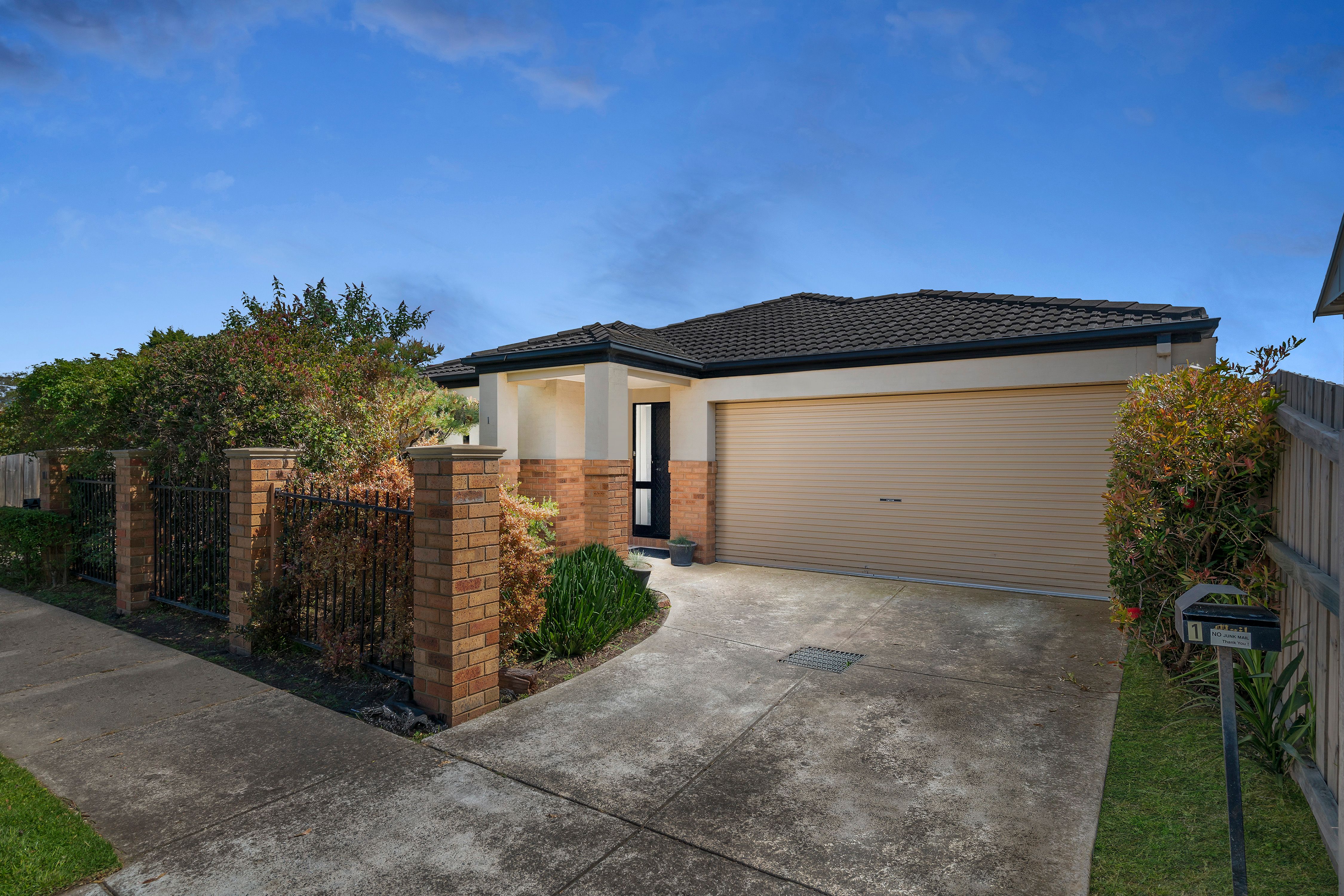 111 East Road, Seaford VIC 3198