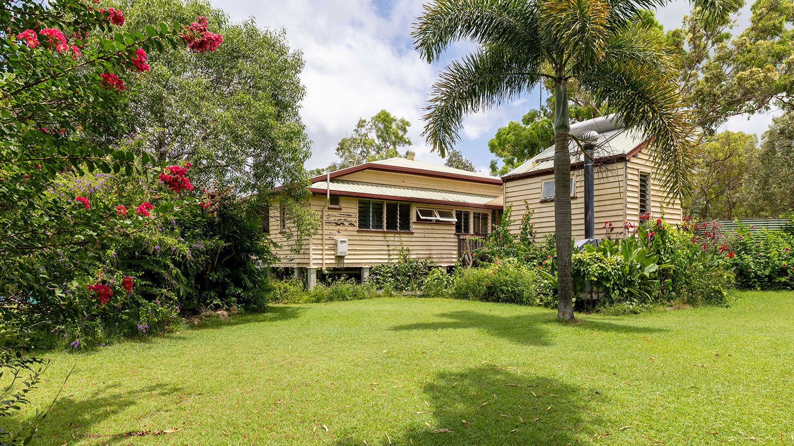 601 Murphy Road, Captain Creek, QLD 4677