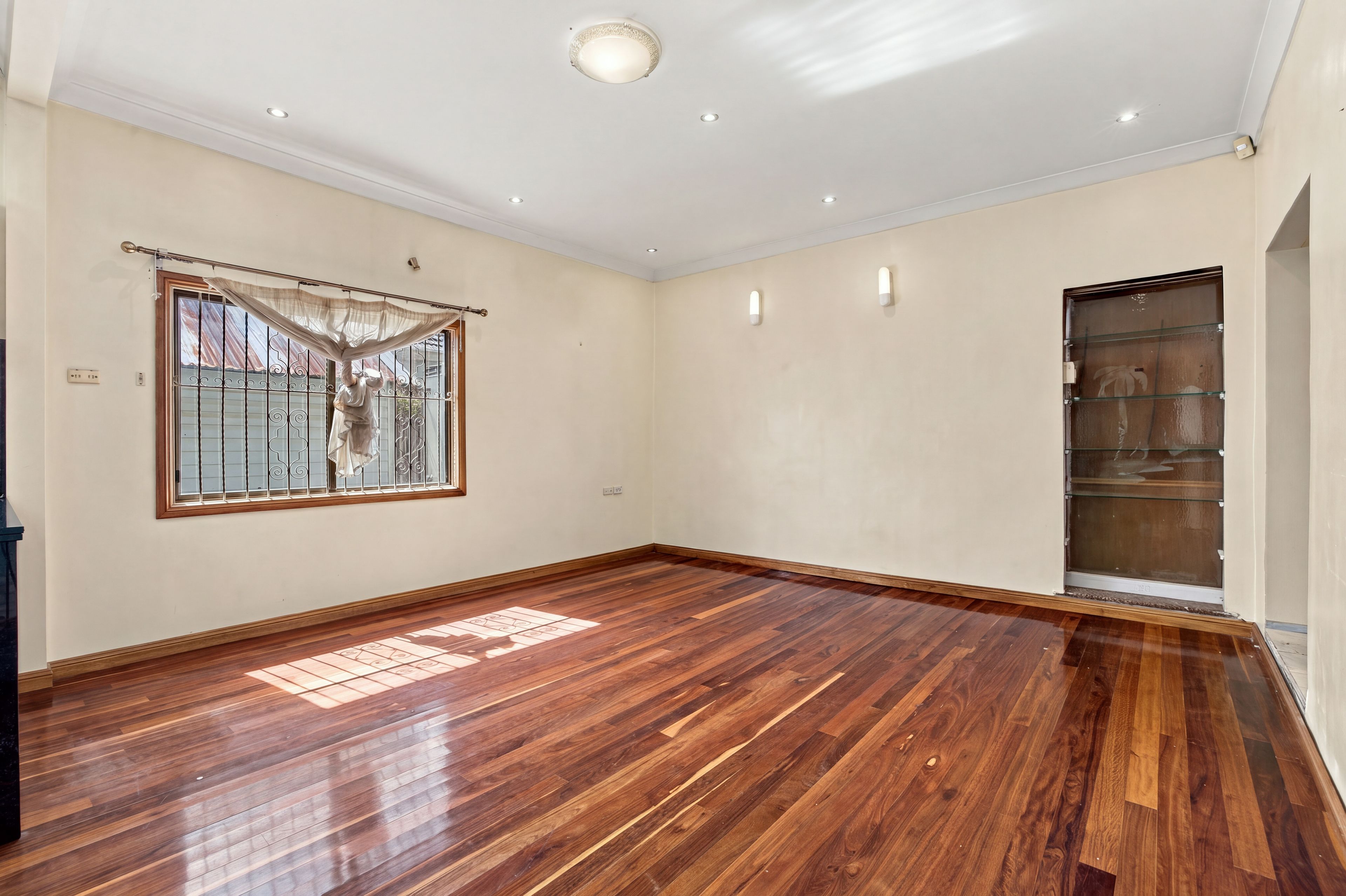 27 Victoria Road — photo 9 of 19