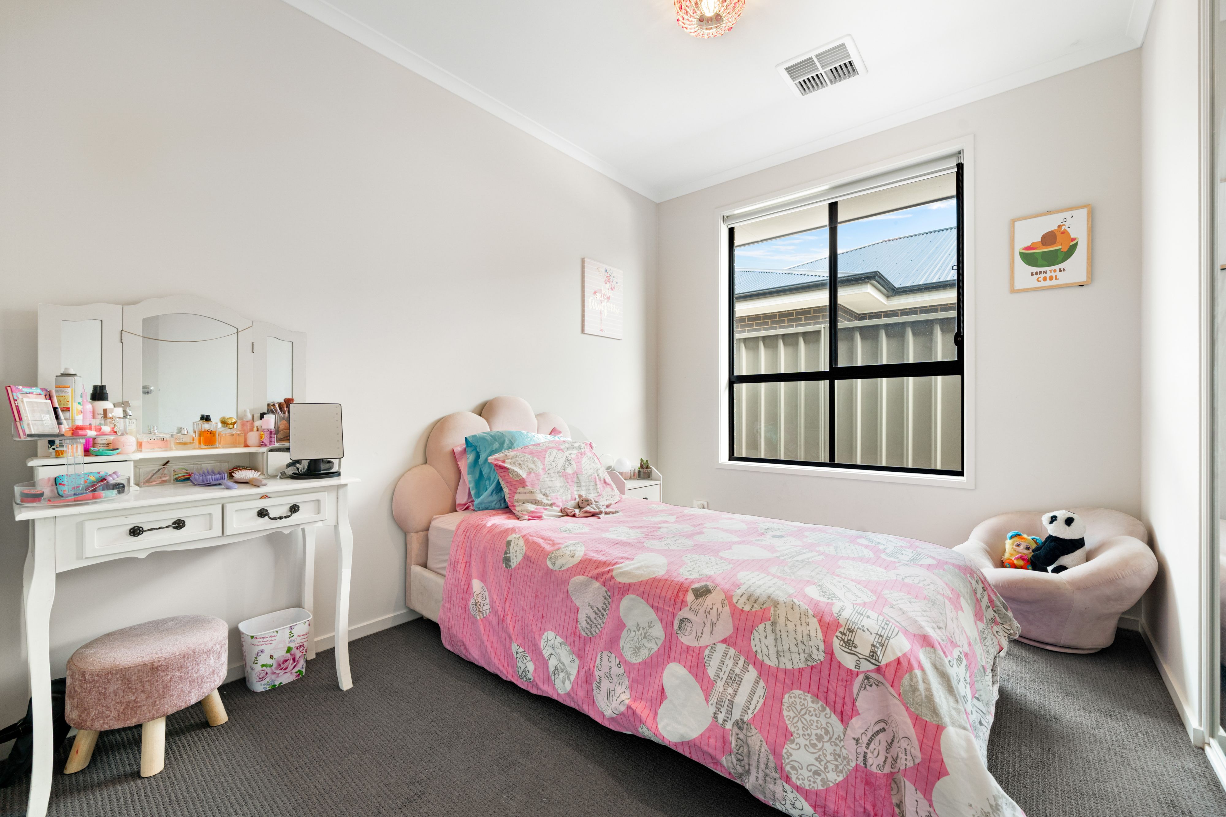 20 Bonham Crescent — photo 6 of 20
