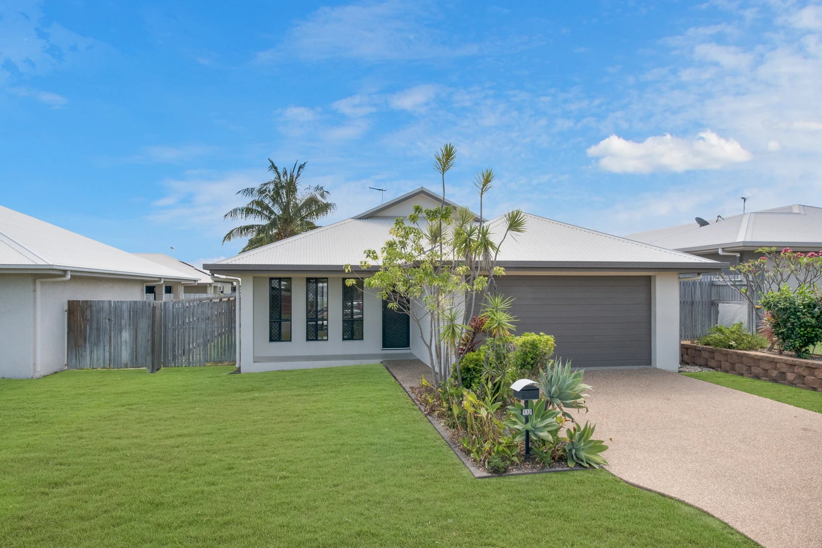 115 Daintree Drive, Bushland Beach, QLD 4818