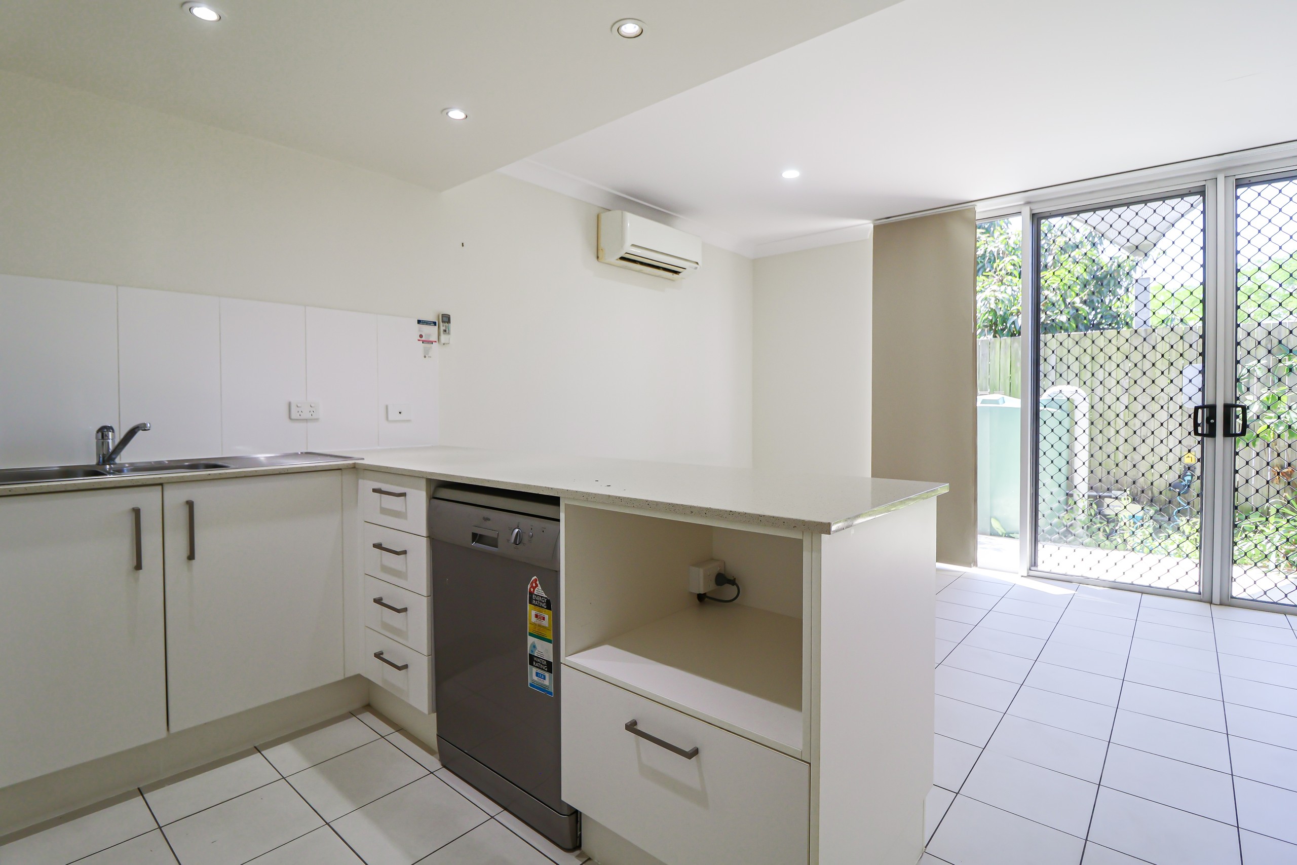 14/26 Flinders Street, West Gladstone, QLD 4680