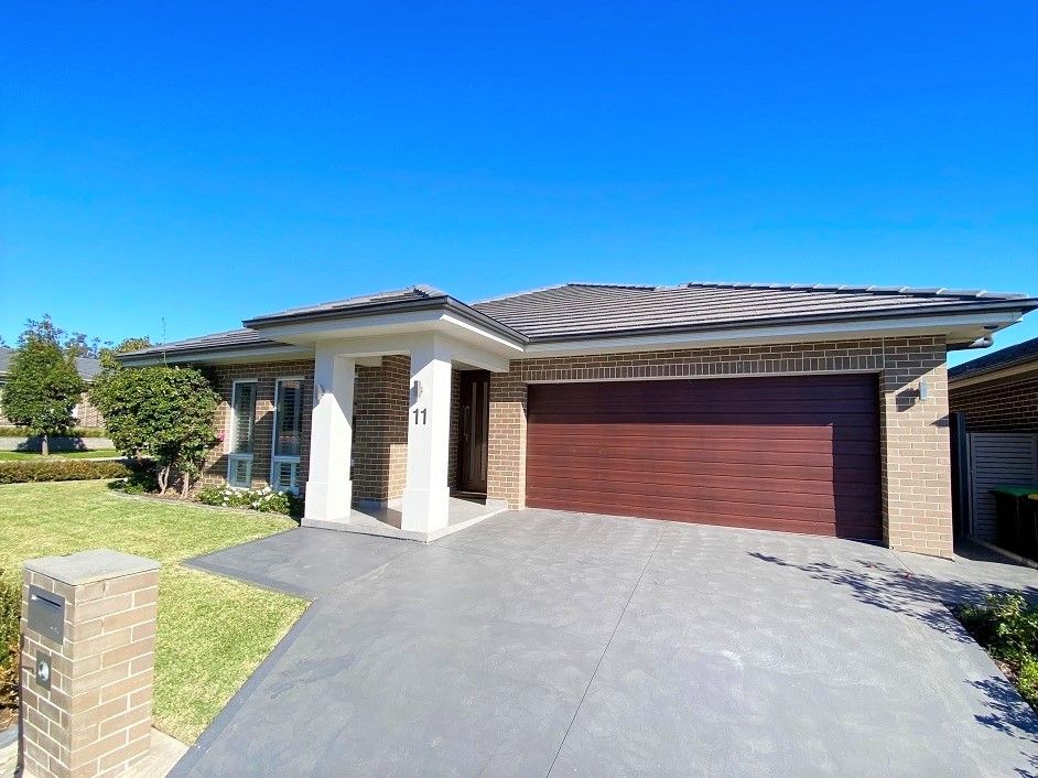 11 Harvey Street, Oran Park, NSW 2570