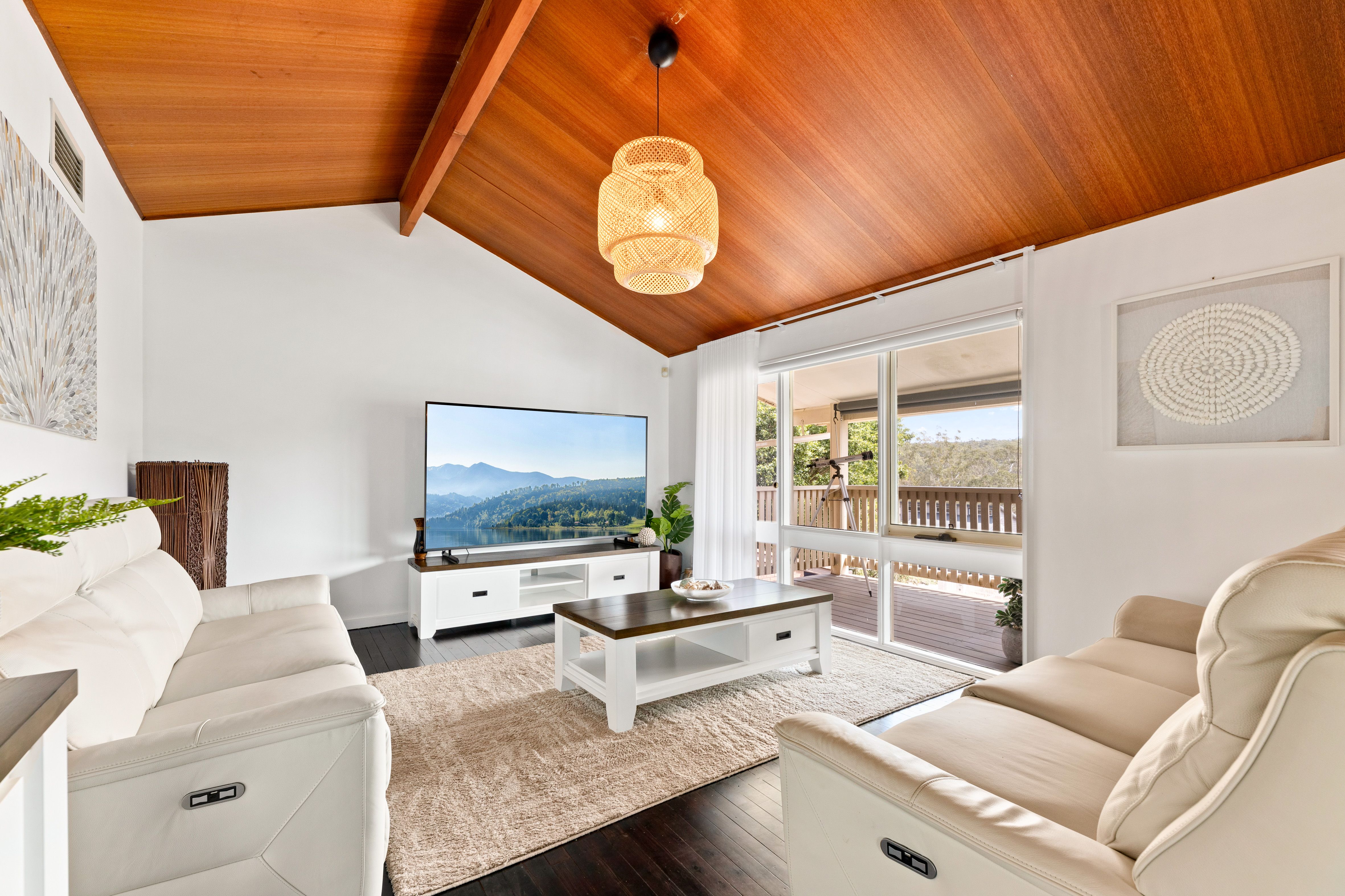 22 Bingara Drive, Sandy Point NSW 2172