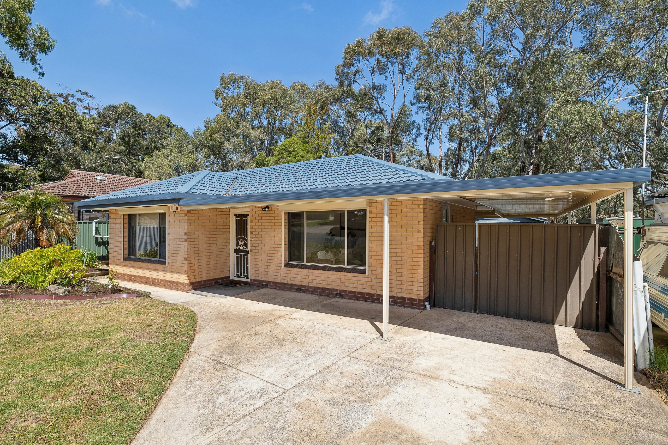 19 Arnold Drive, Hackham, SA 5163