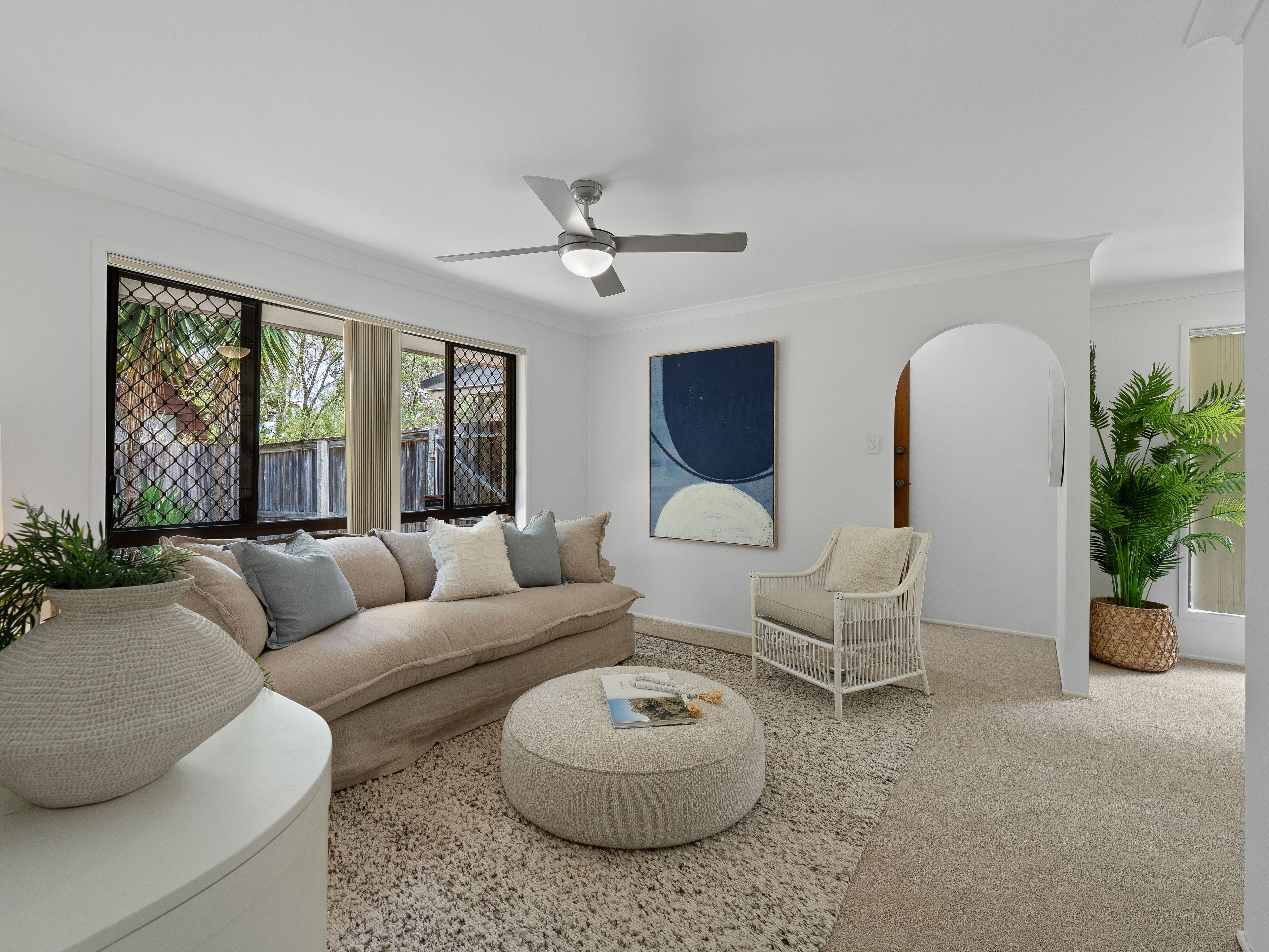 42 Barber Road, Ferny Hills, QLD 4055