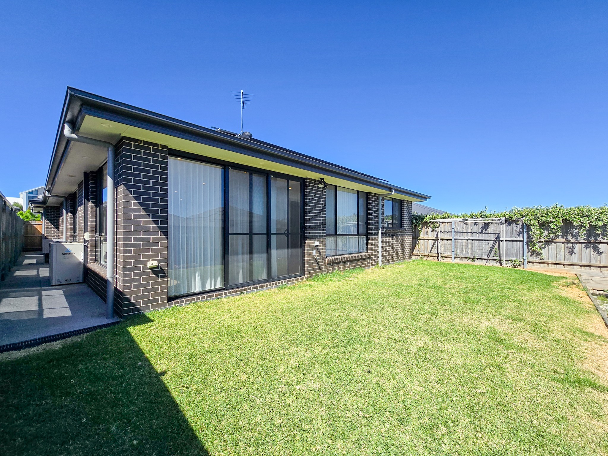 6 Coomber Street, GLEDSWOOD HILLS, NSW 2557