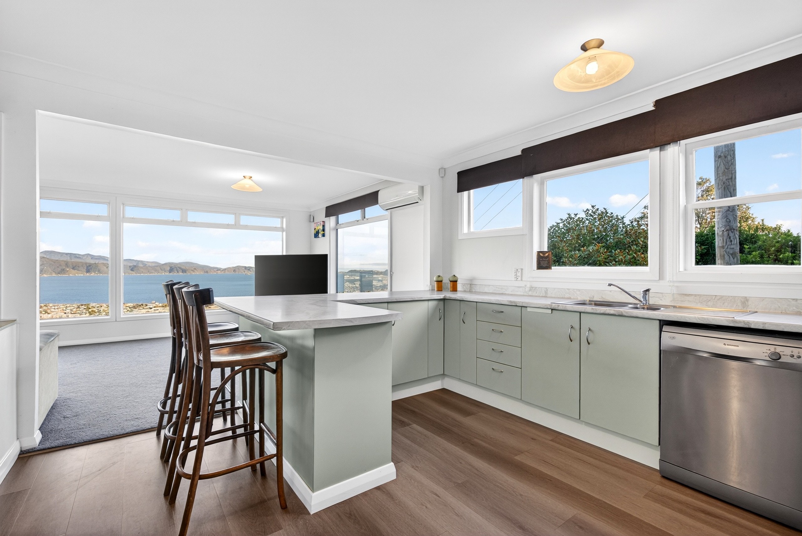 51 London Road, Korokoro, Lower Hutt City
