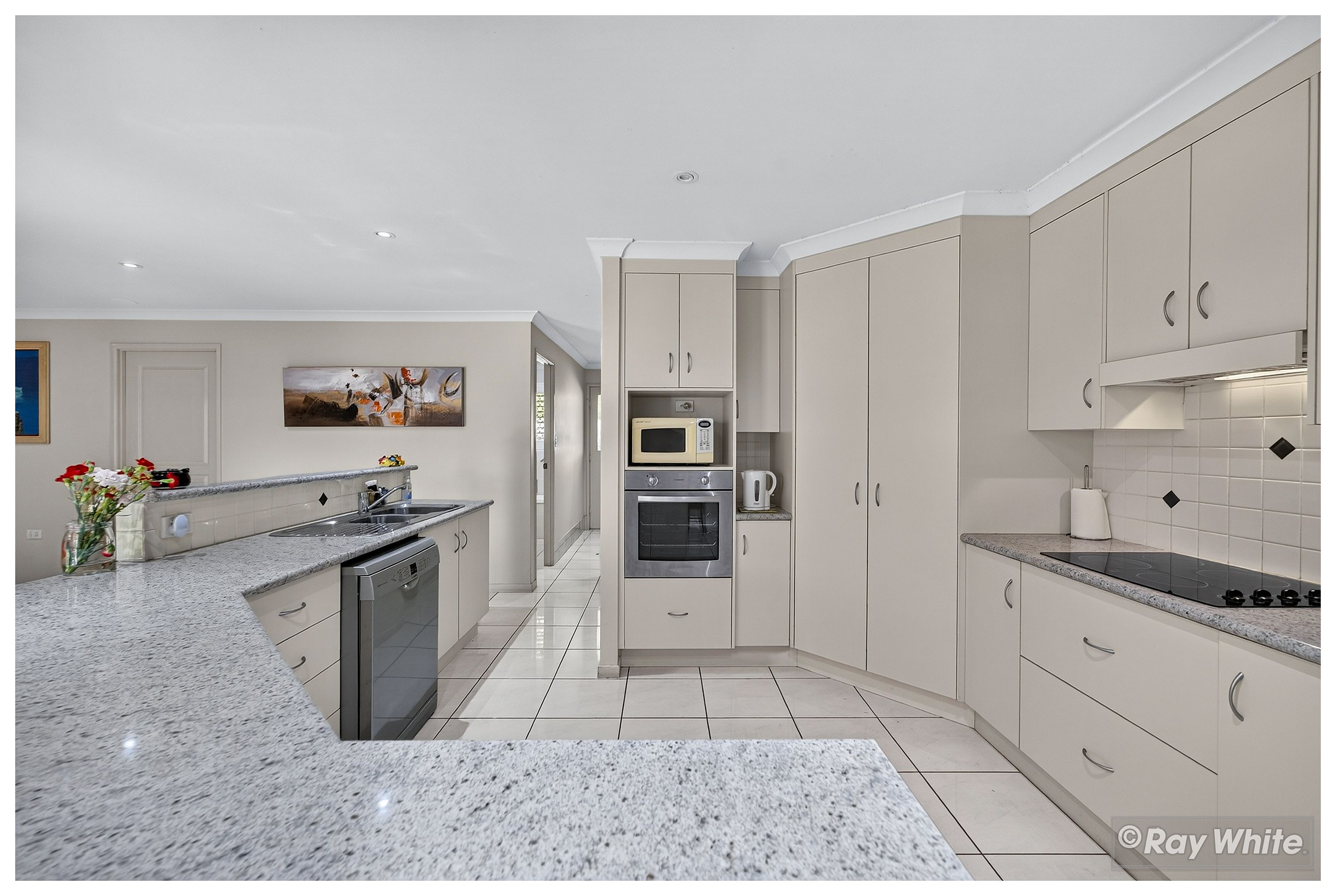 21 Connemara Drive, Kawana, QLD 4701