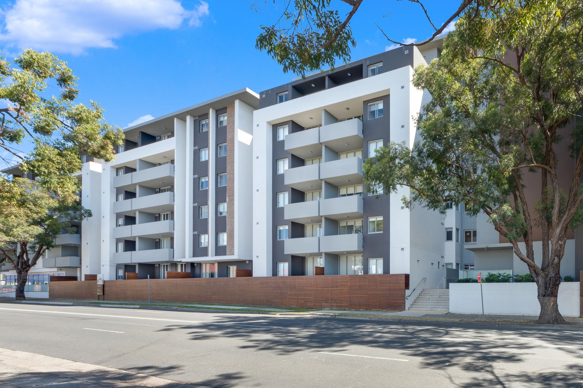 Unit 73/3-17 Queen Street, Campbelltown, NSW 2560