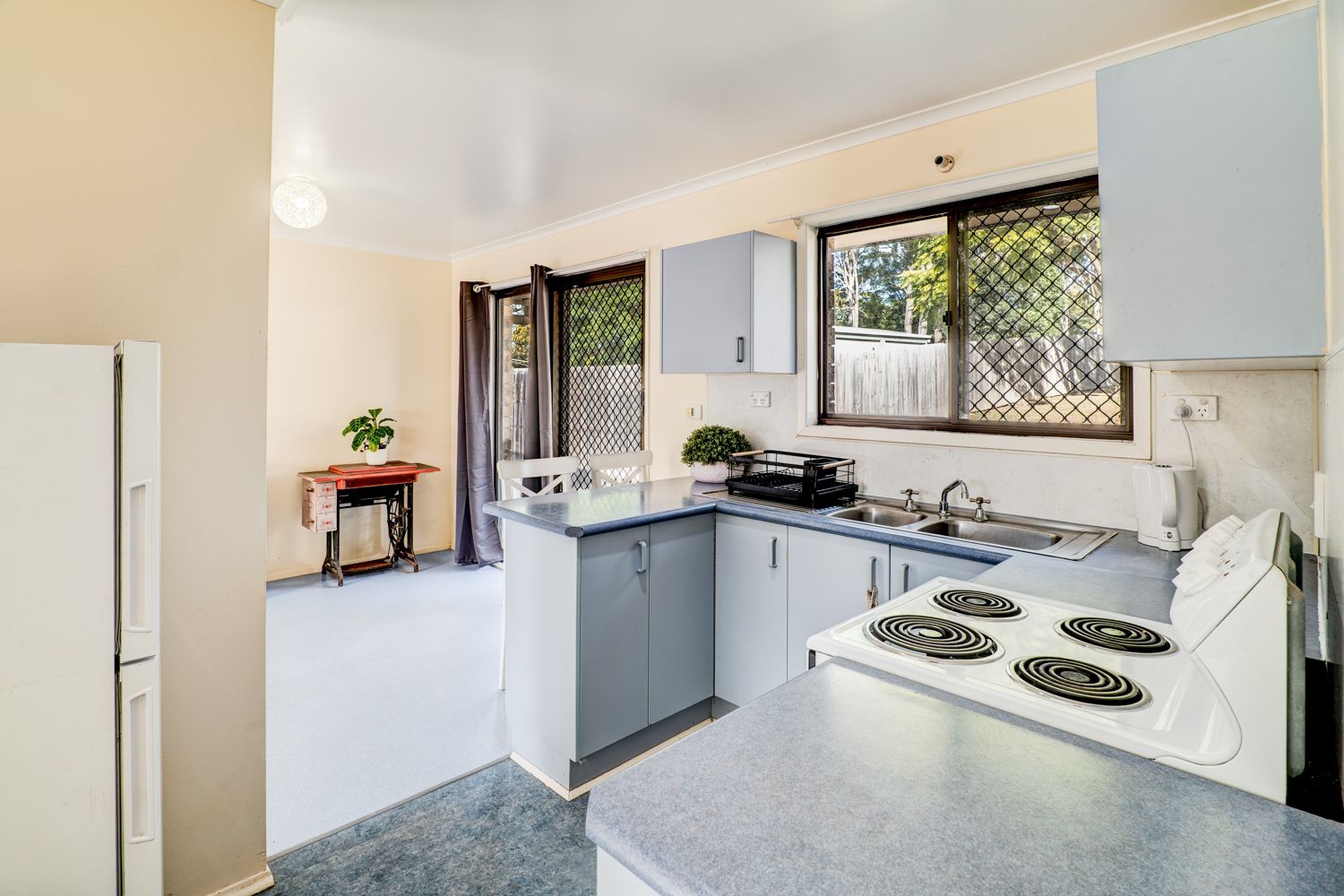 42 Dingyarra Street, Toogoolawah, QLD 4313 Rural Lifestyle Property