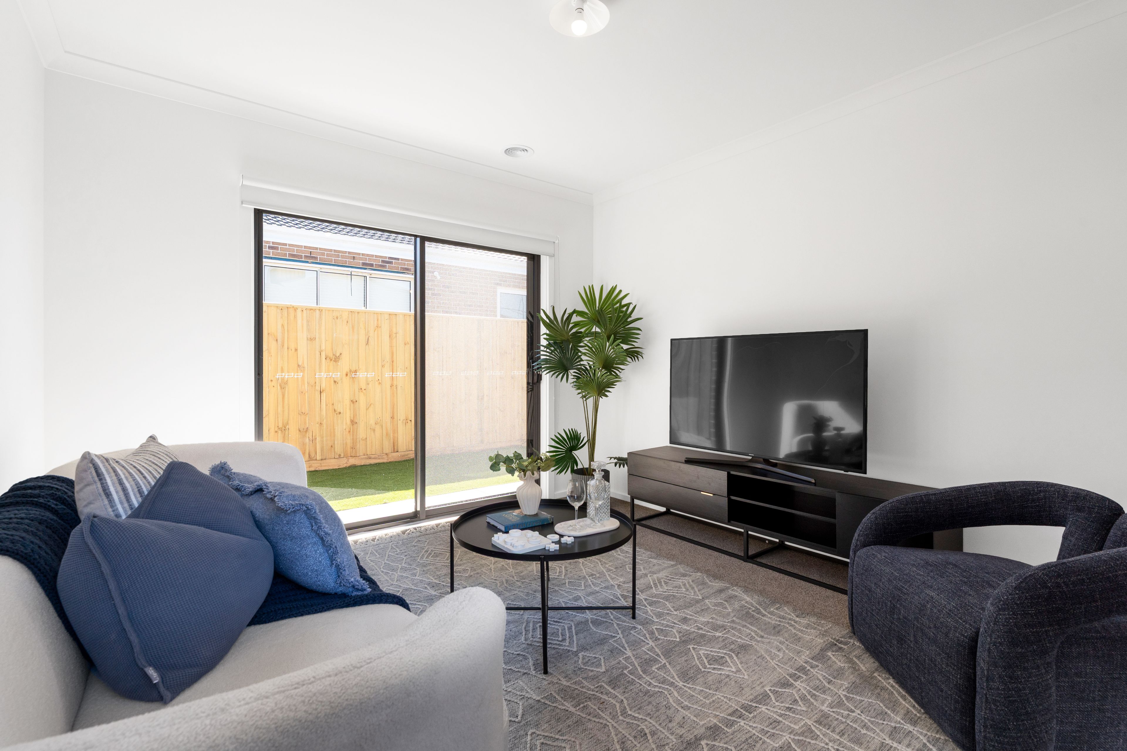 21 Lennox Street — photo 7 of 20