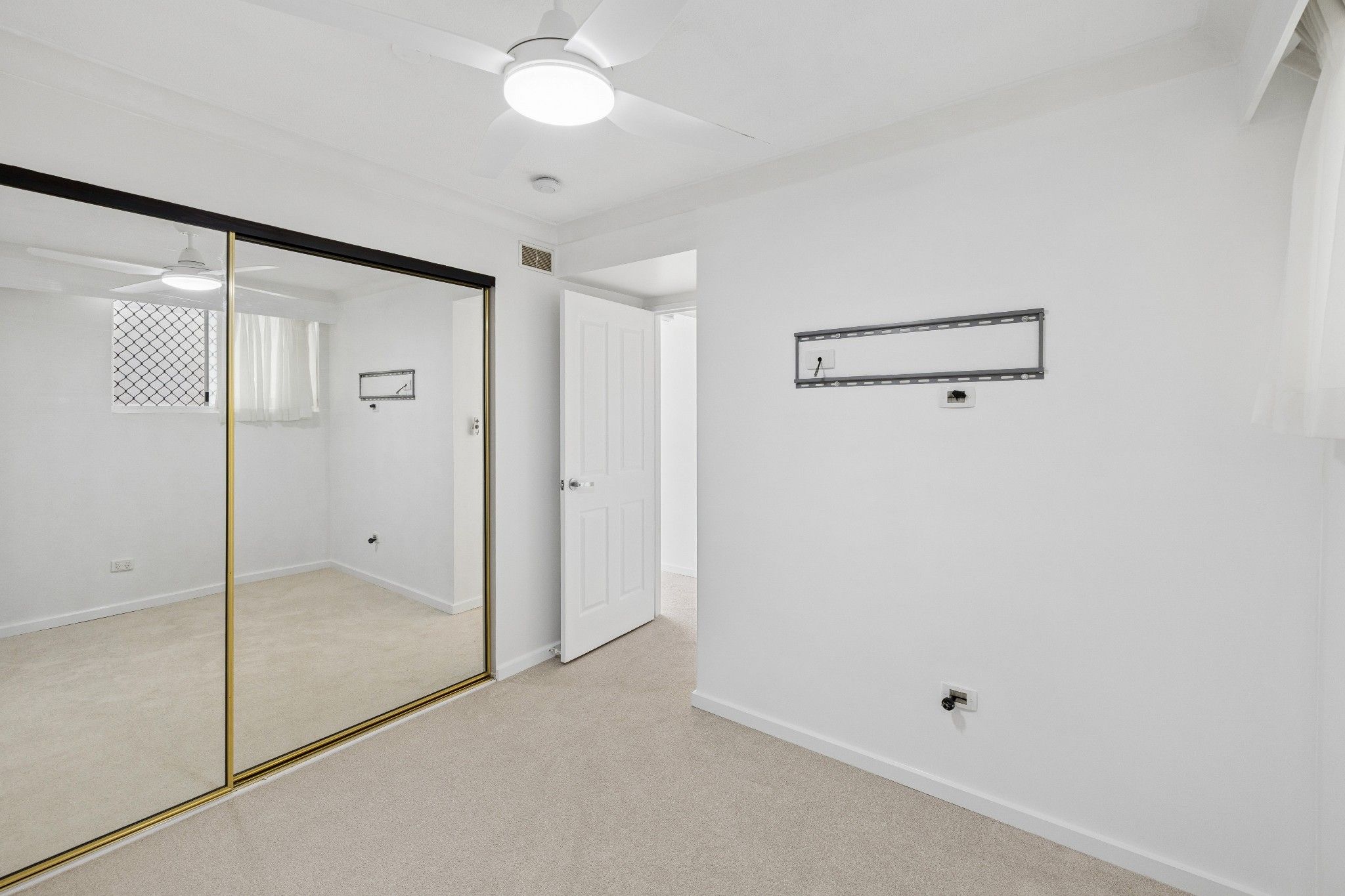 45/510 Marine Parade — photo 11 of 23