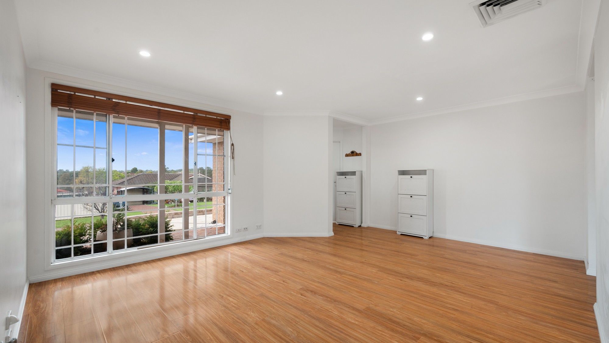 4 Scobie Place, Mount Annan, NSW 2567
