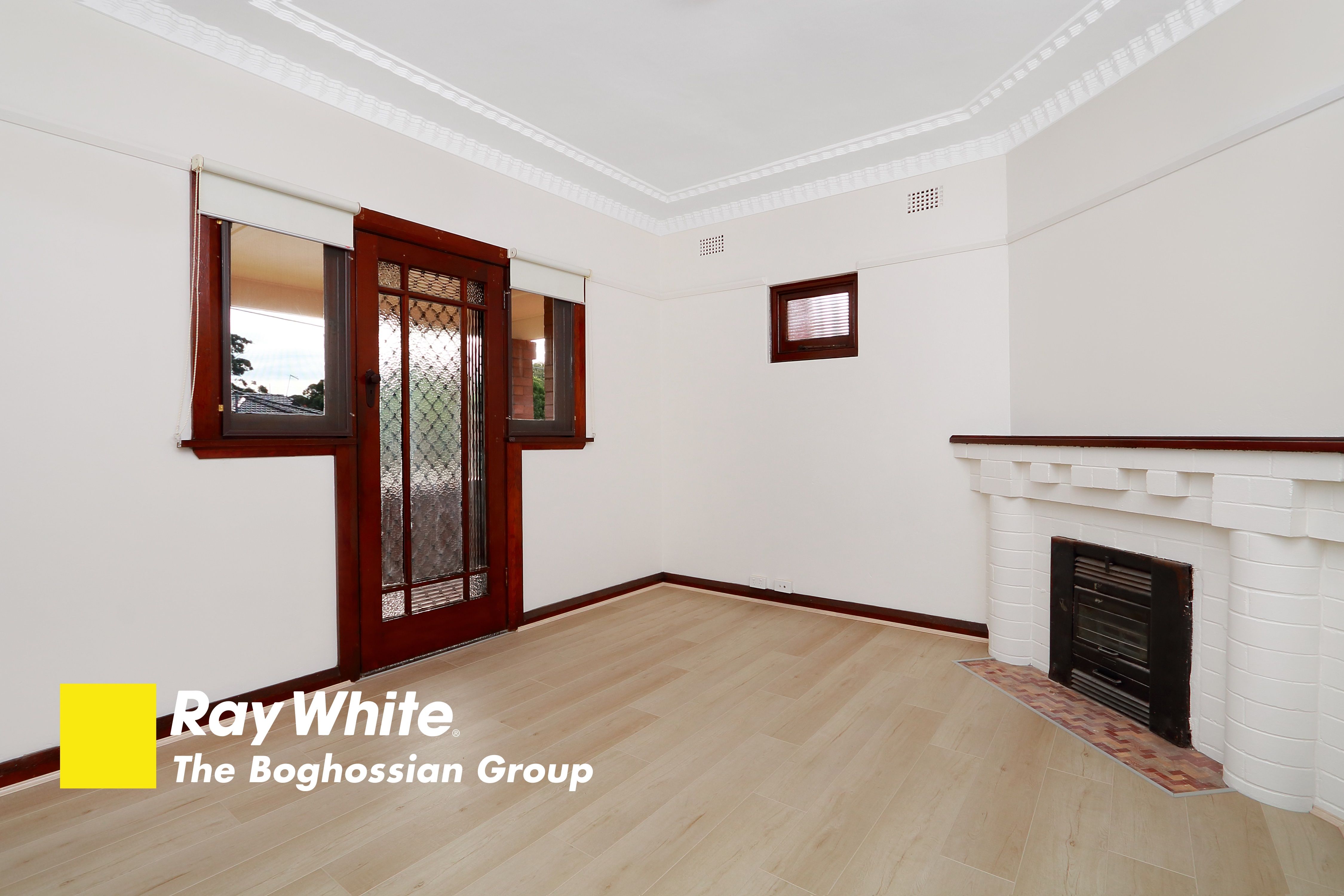 13 Rawson Avenue — photo 4 of 6