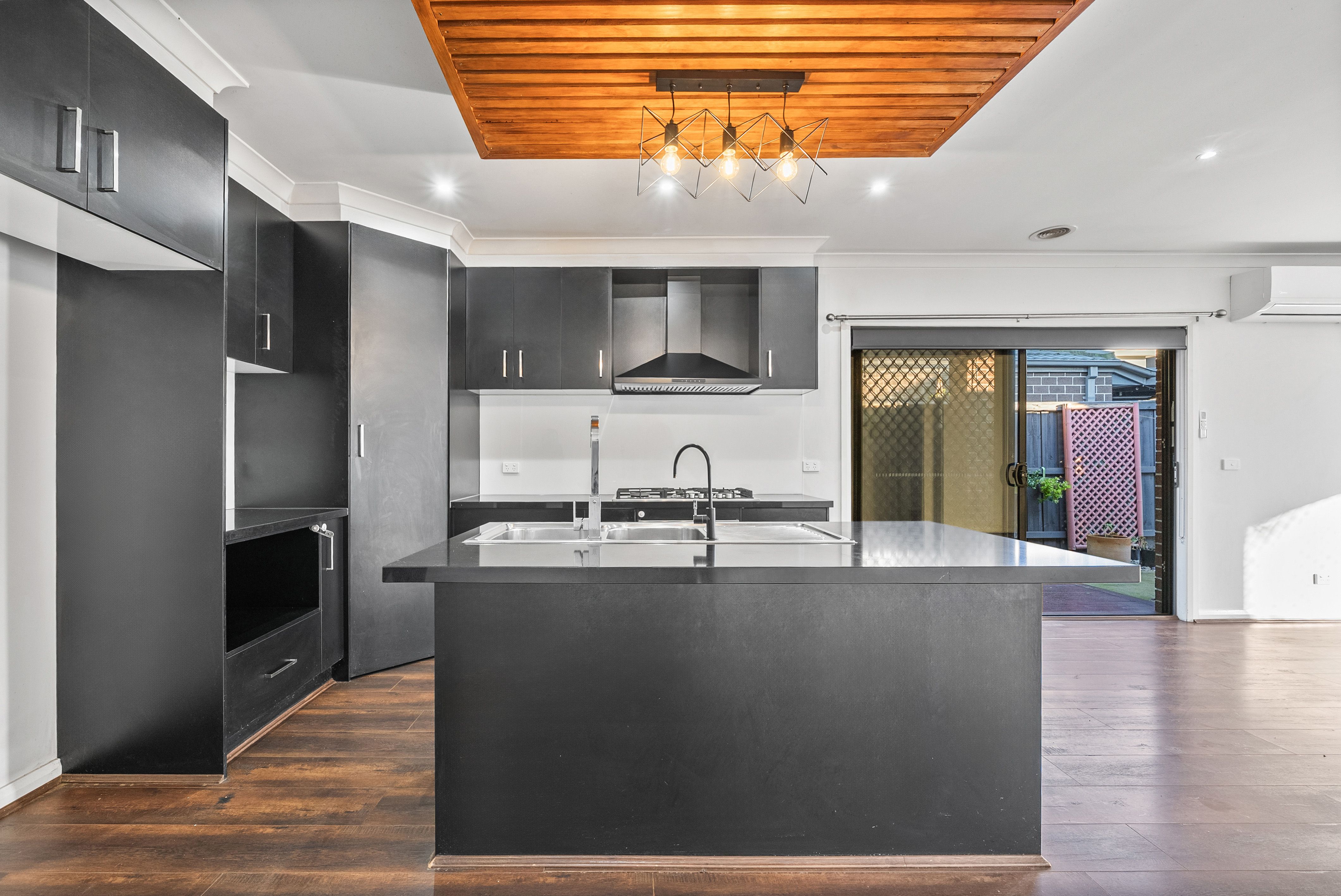 12 Bloomsbury Place, Wollert, VIC 3750