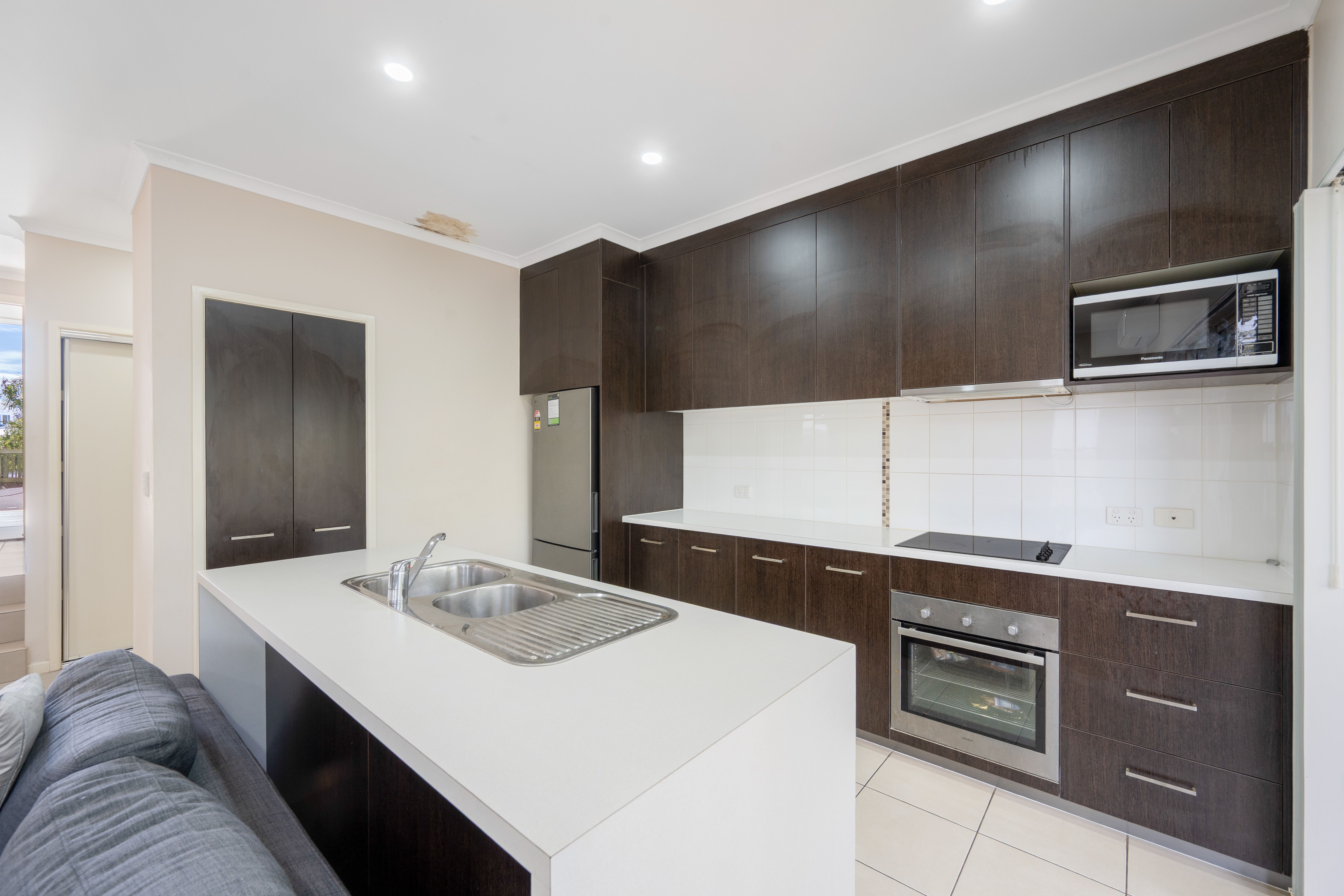 4/9 Cockatoo Drive — photo 5 of 17