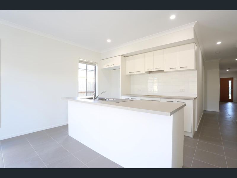 7 Dairyside Lane, Mernda, VIC 3754