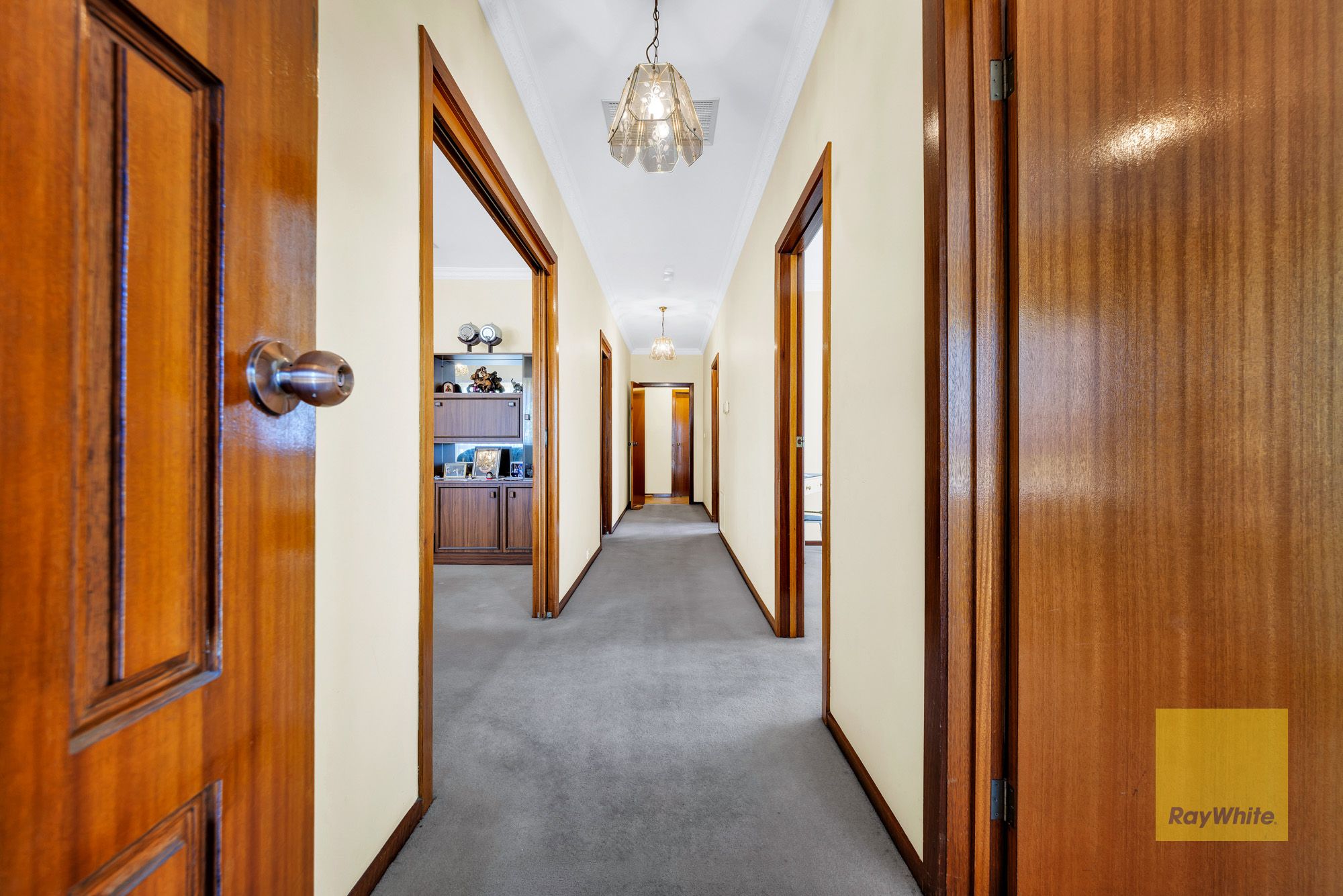 2 Gray Court, St Albans, VIC 3021