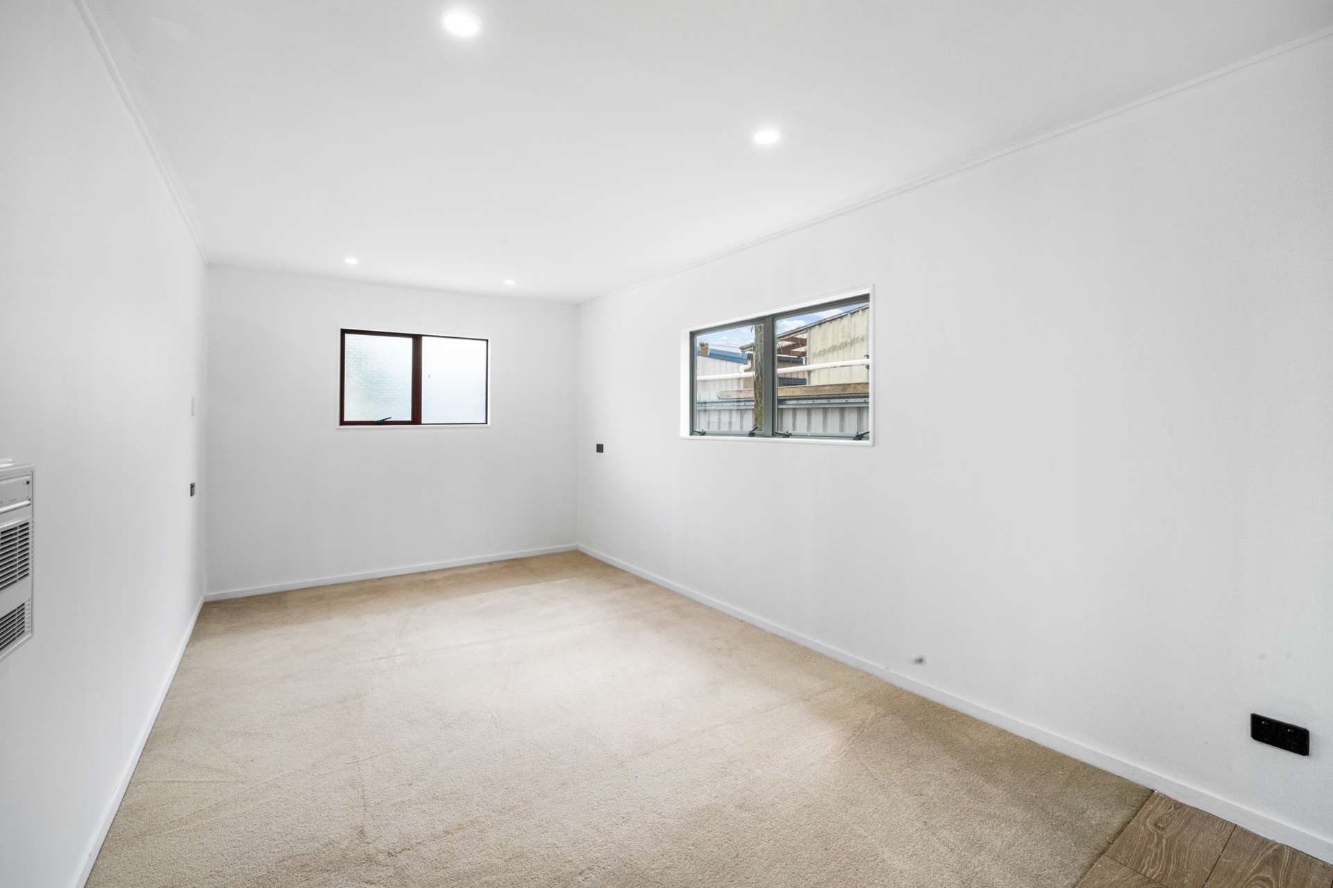 2/12 Graham Road, photo 14