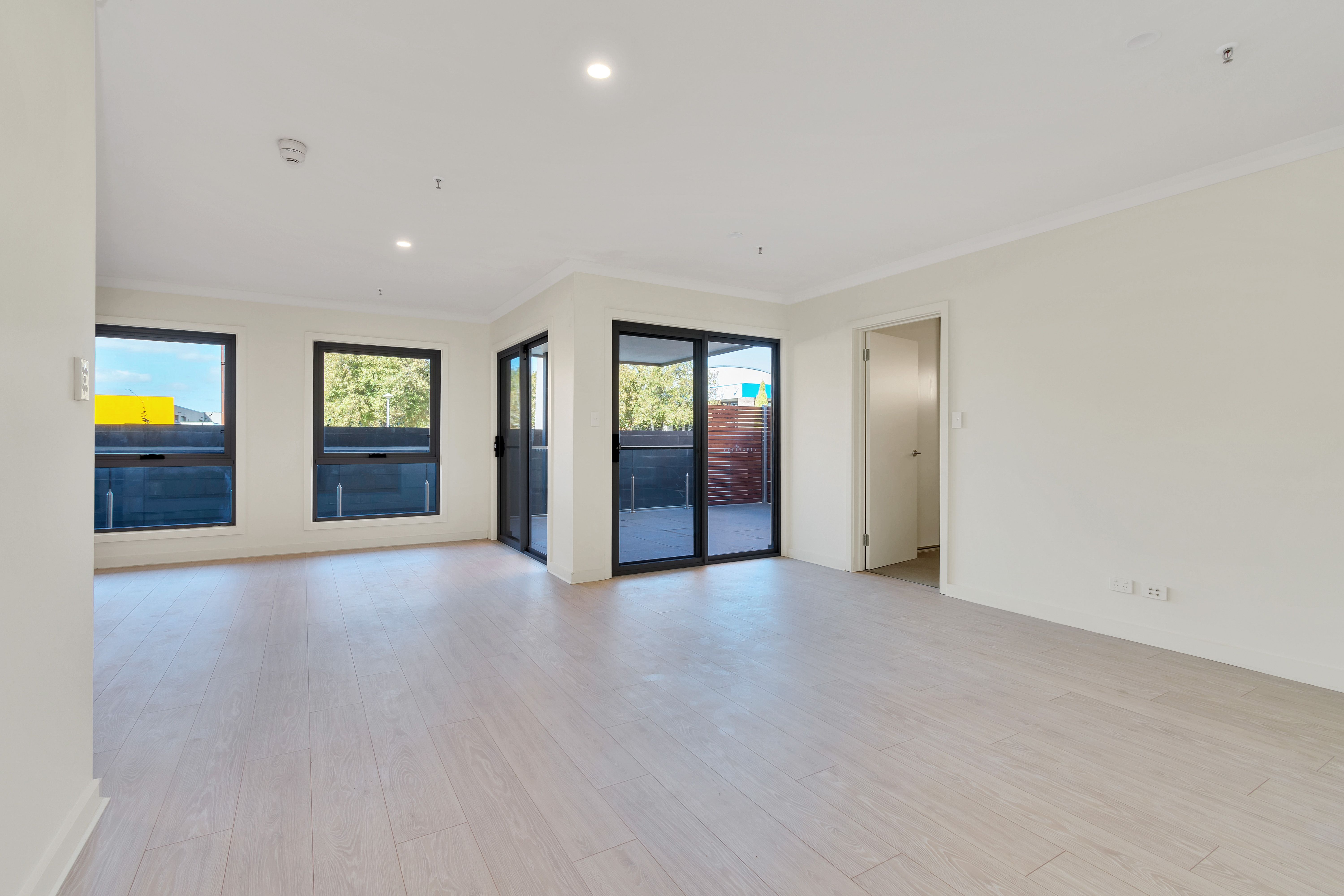 1,2,3/150 Tapleys Hill Road, Royal Park, SA 5014