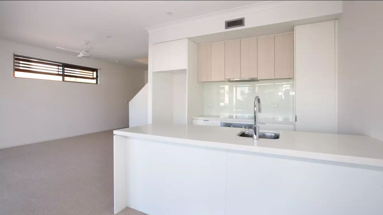 21/3400 Panorama Drive, Carrara, QLD 4211