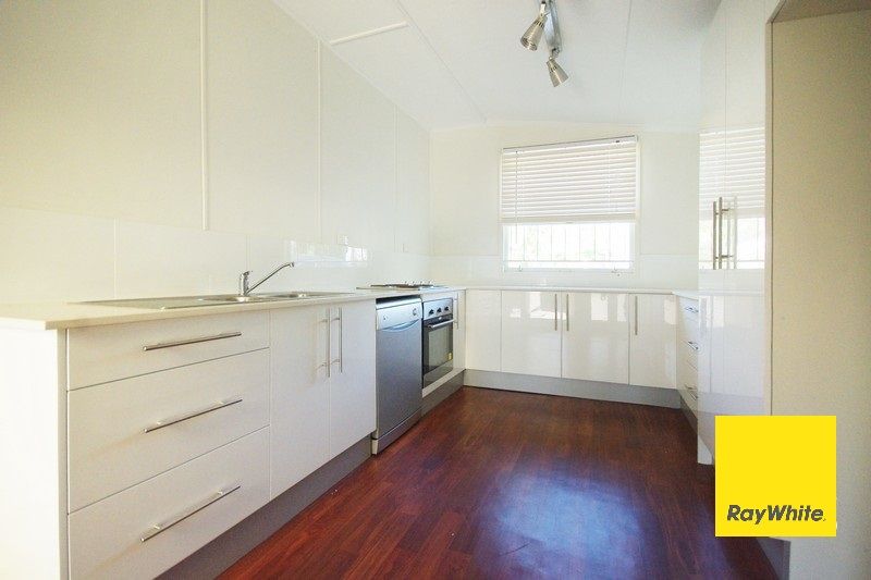 16 Yarranabbe Street, Mount Gravatt East, QLD 4122