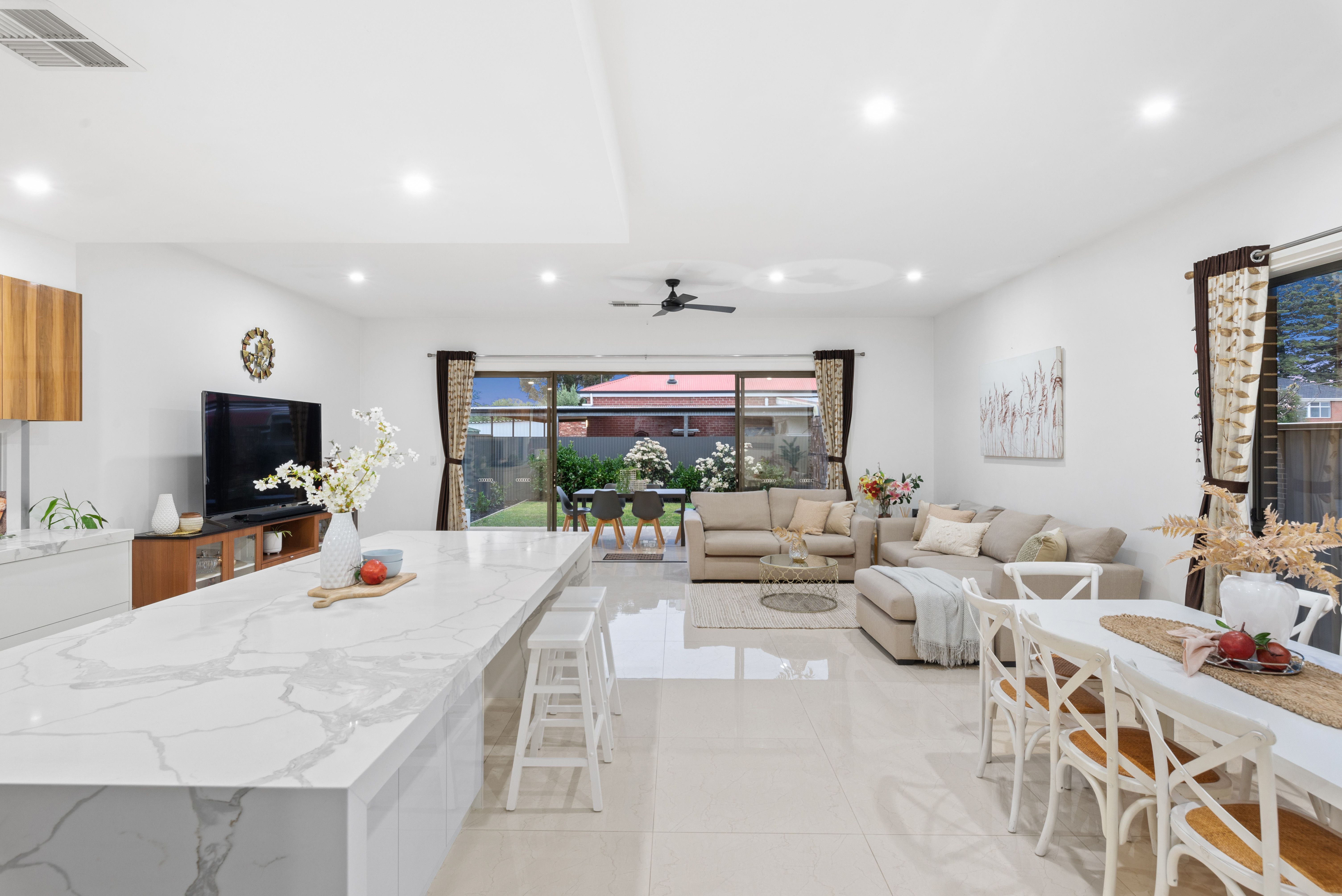 14 Mary Street, Pennington SA 5013