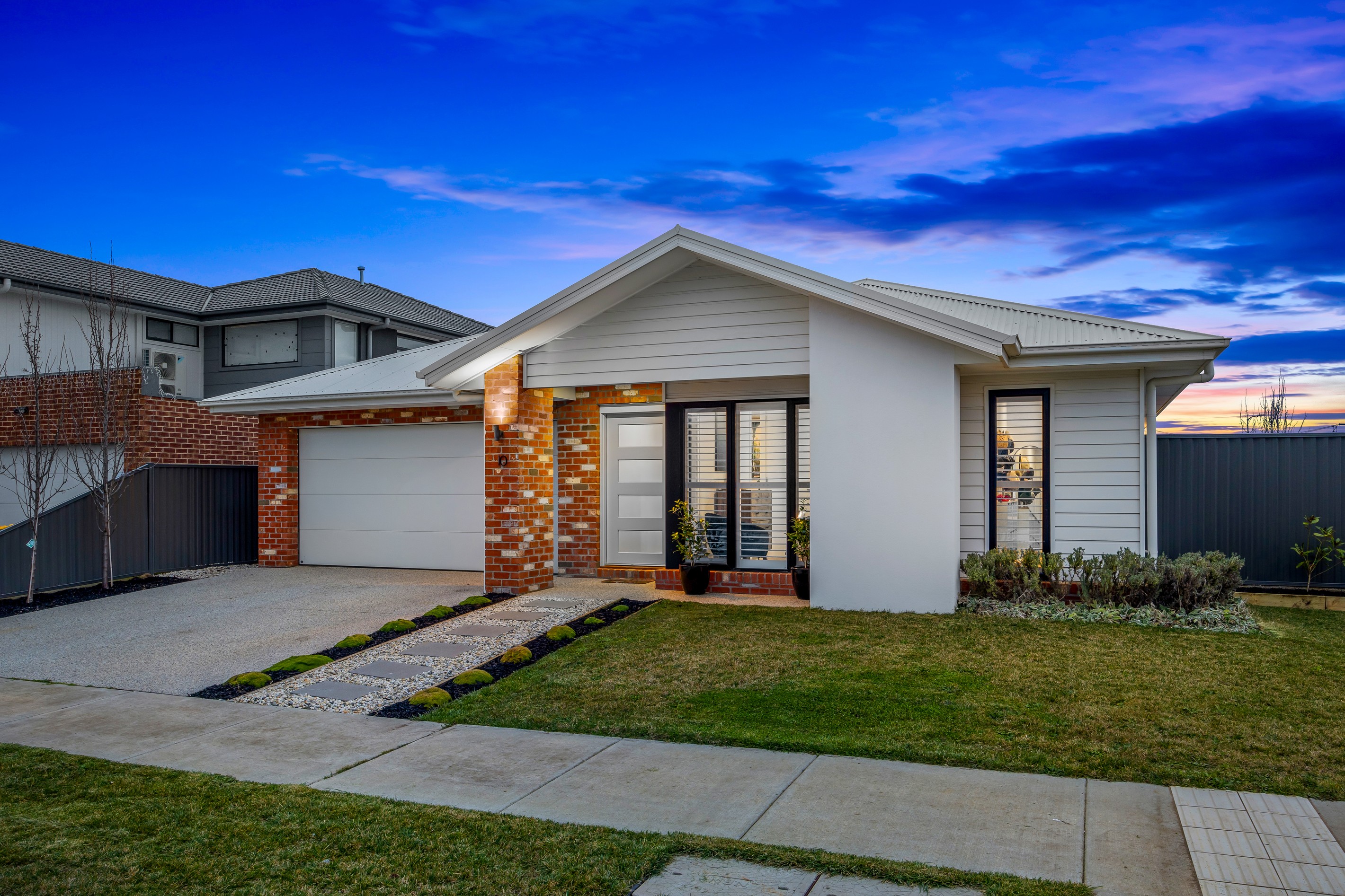 10 Lee Road, Lucas, VIC 3350