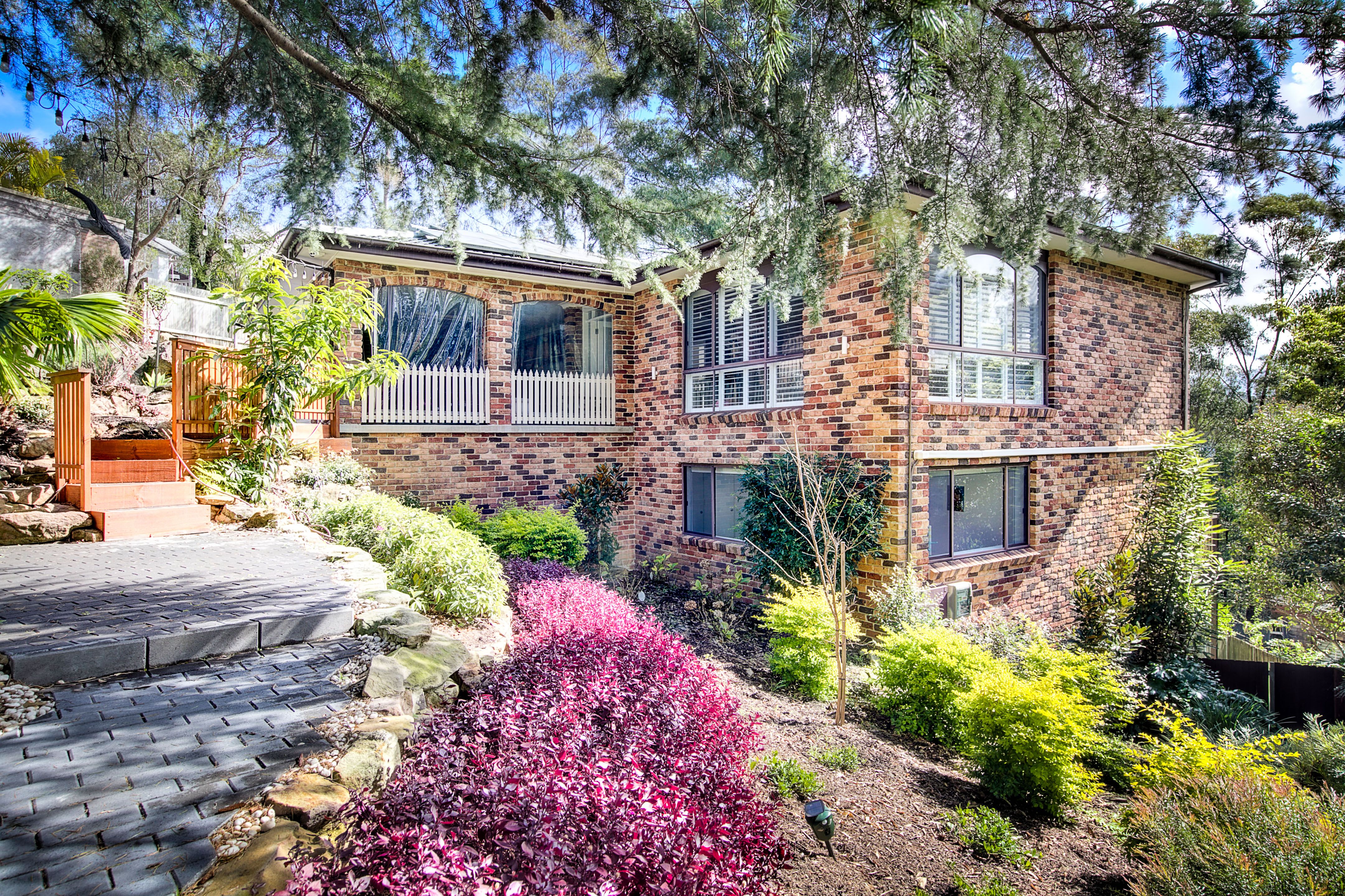 56 Curtin Avenue — photo from Ray White Upper North Shore