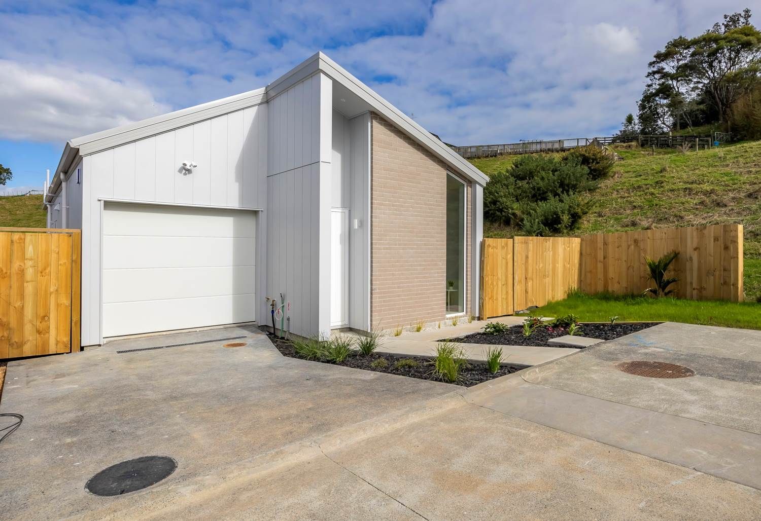 42 Ara Taha Crescent, Orewa, Rodney