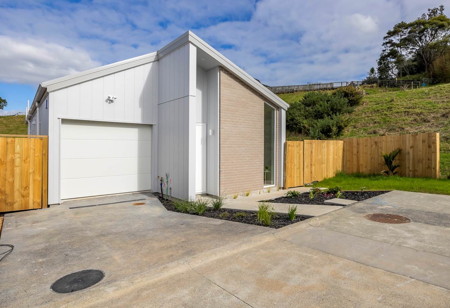 42 Ara Taha Crescent, Orewa, Rodney