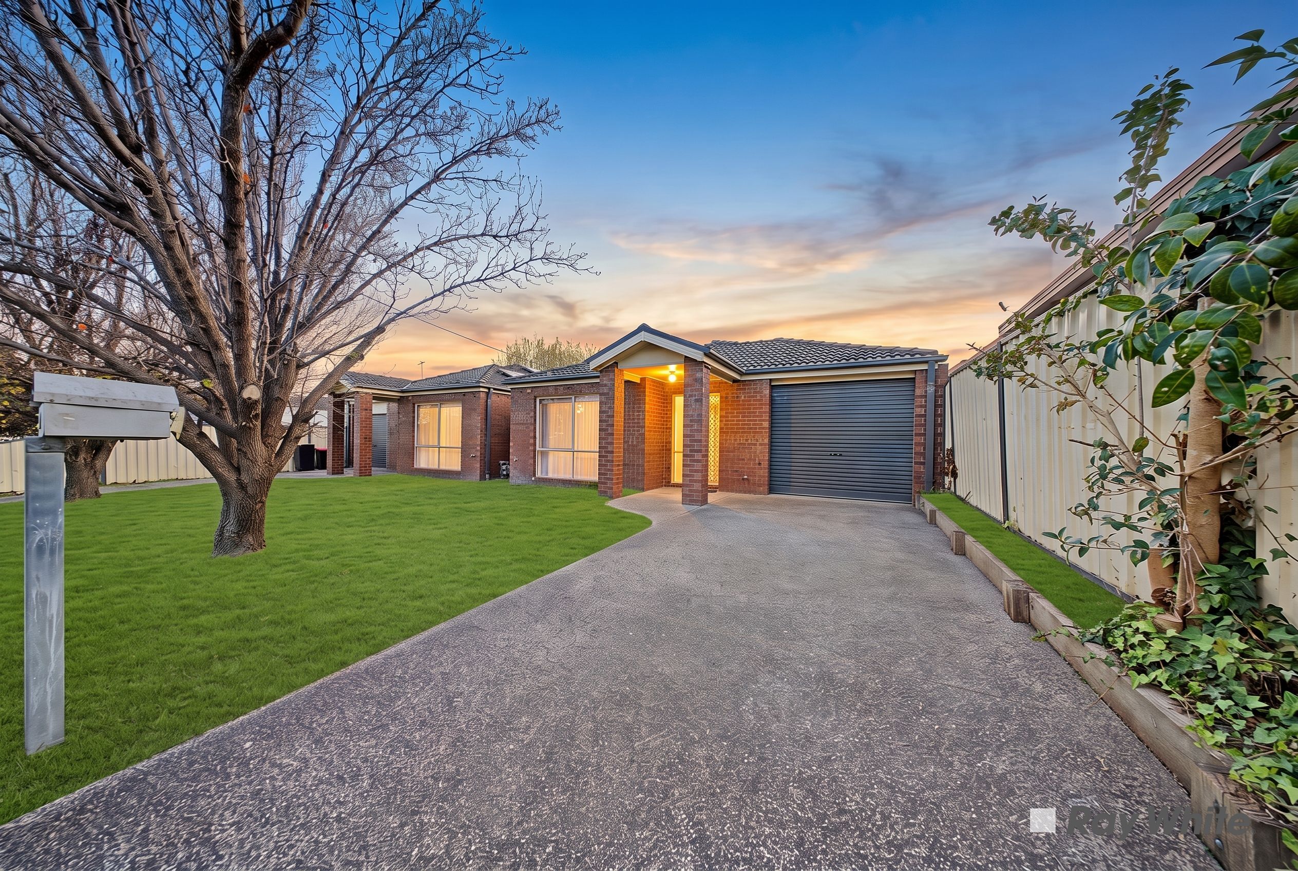 8 Mcfarlane Crescent — photo 14 of 20
