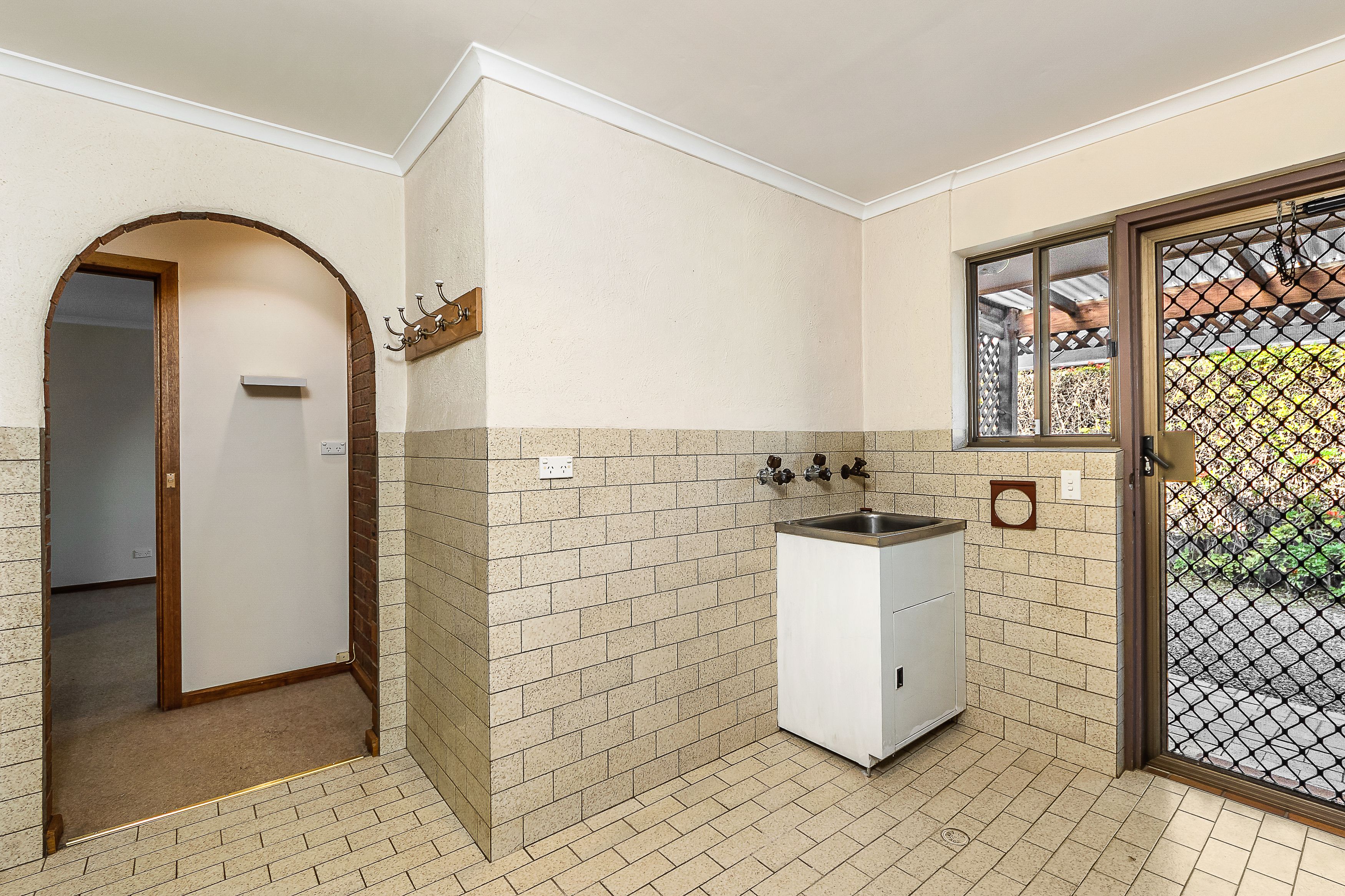 24 Melville Terrace, Murray Bridge, SA 5253 House for Rent Ray