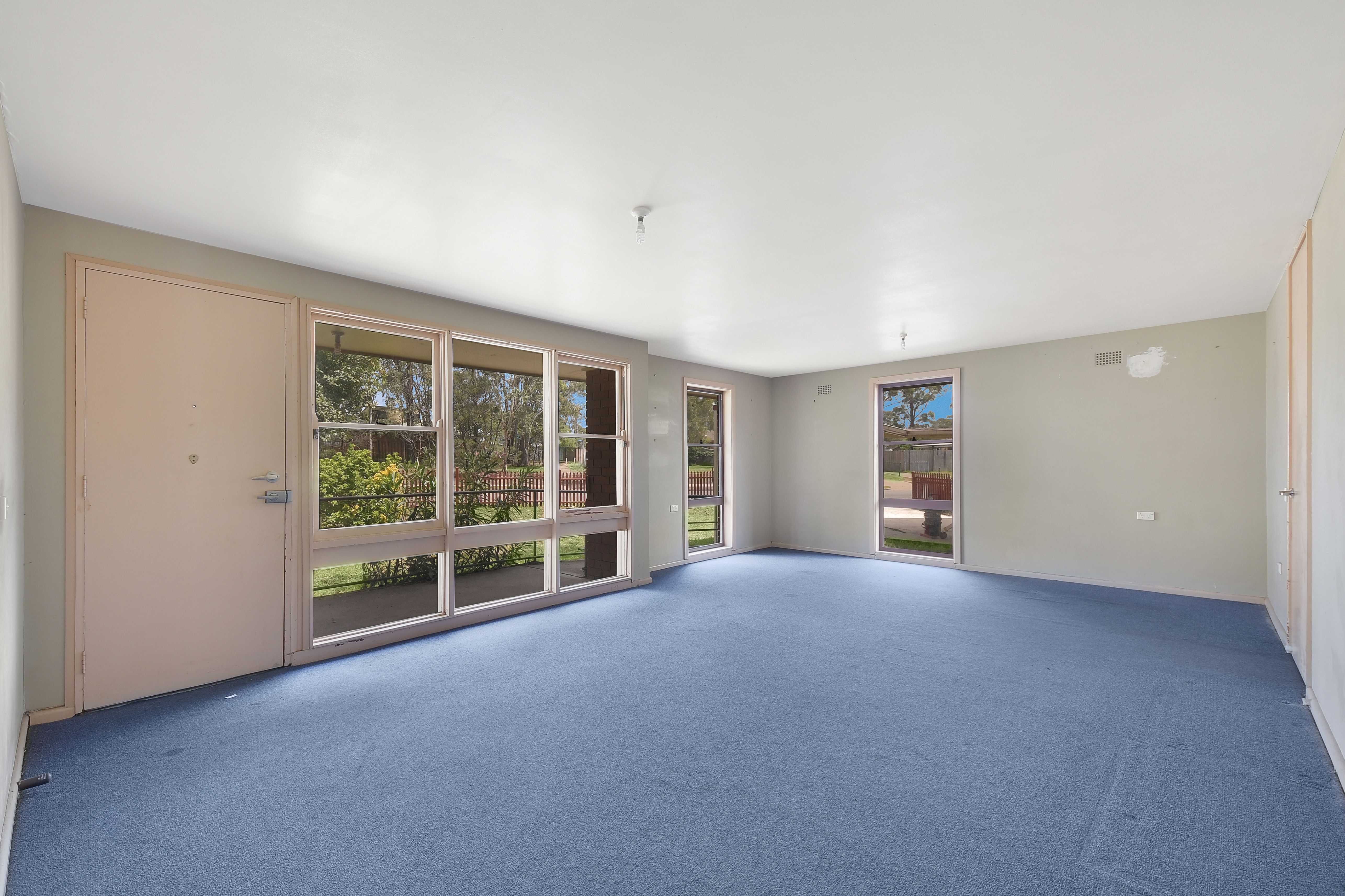 220 Riverside Drive, Airds, NSW 2560