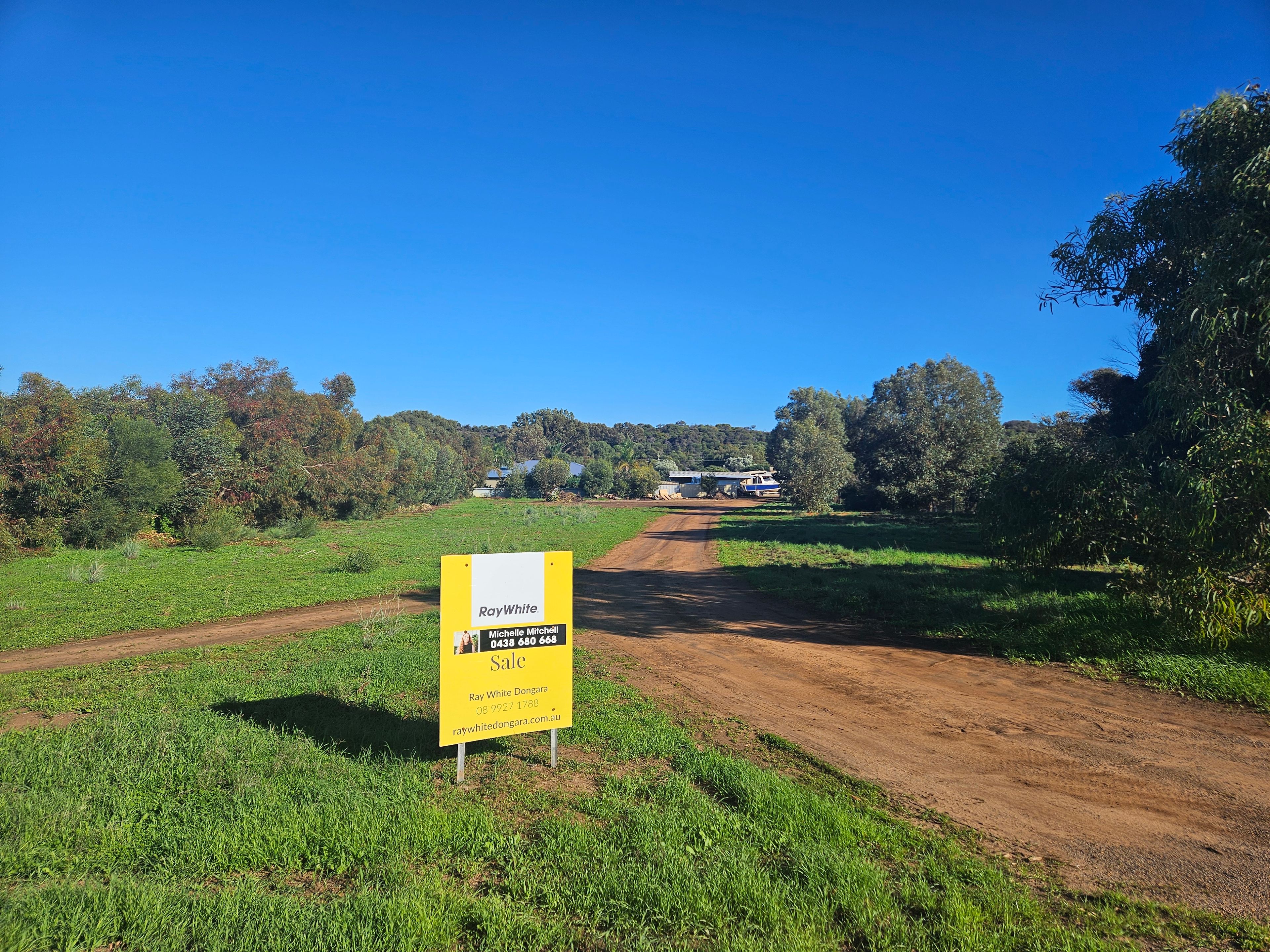19 Watson Place, Dongara WA 6525