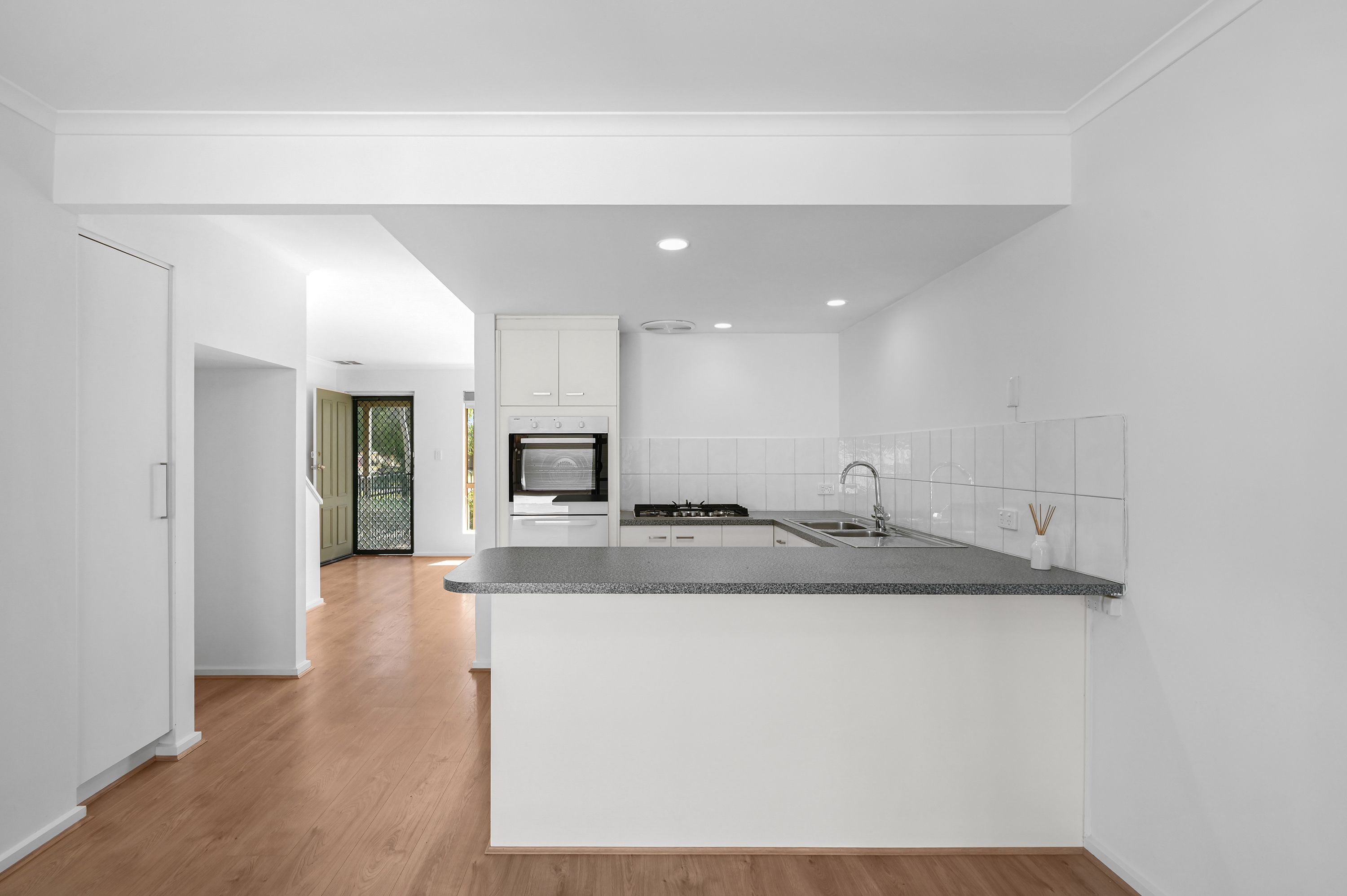 12/30 Fredrick Road — photo 6 of 22