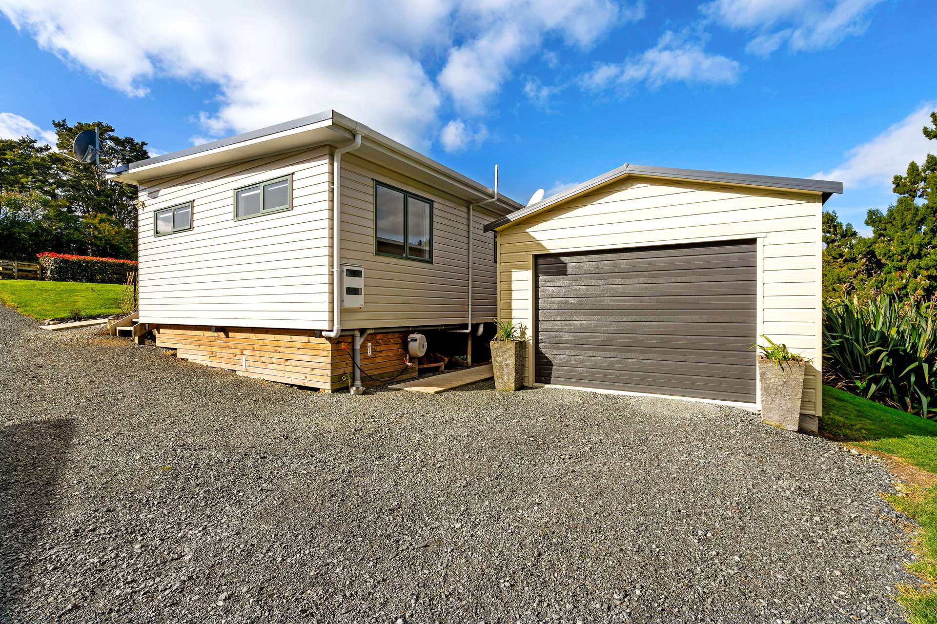 348 Riponui Road photo 28