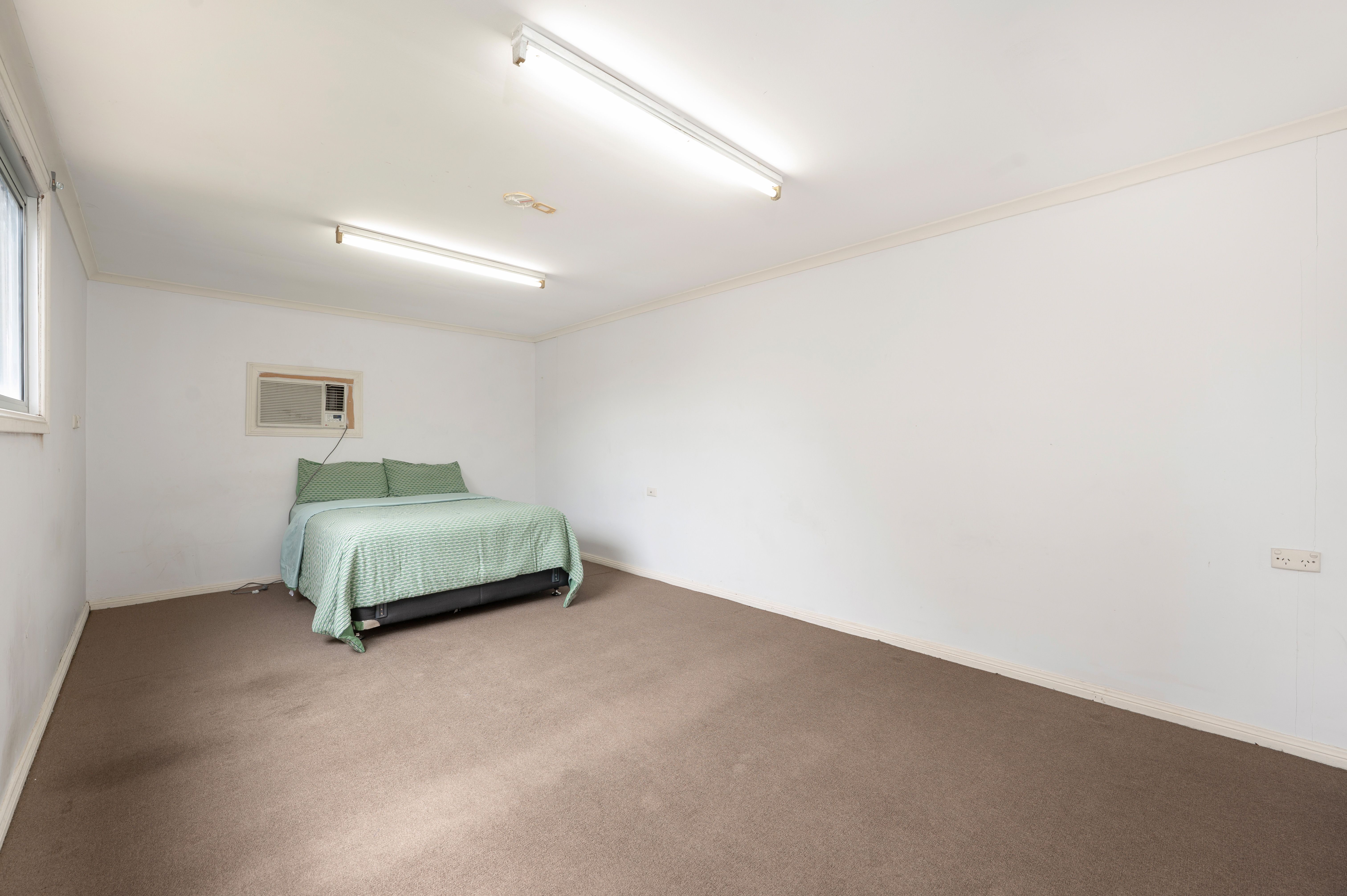 13 Bolton Road — photo 11 of 14