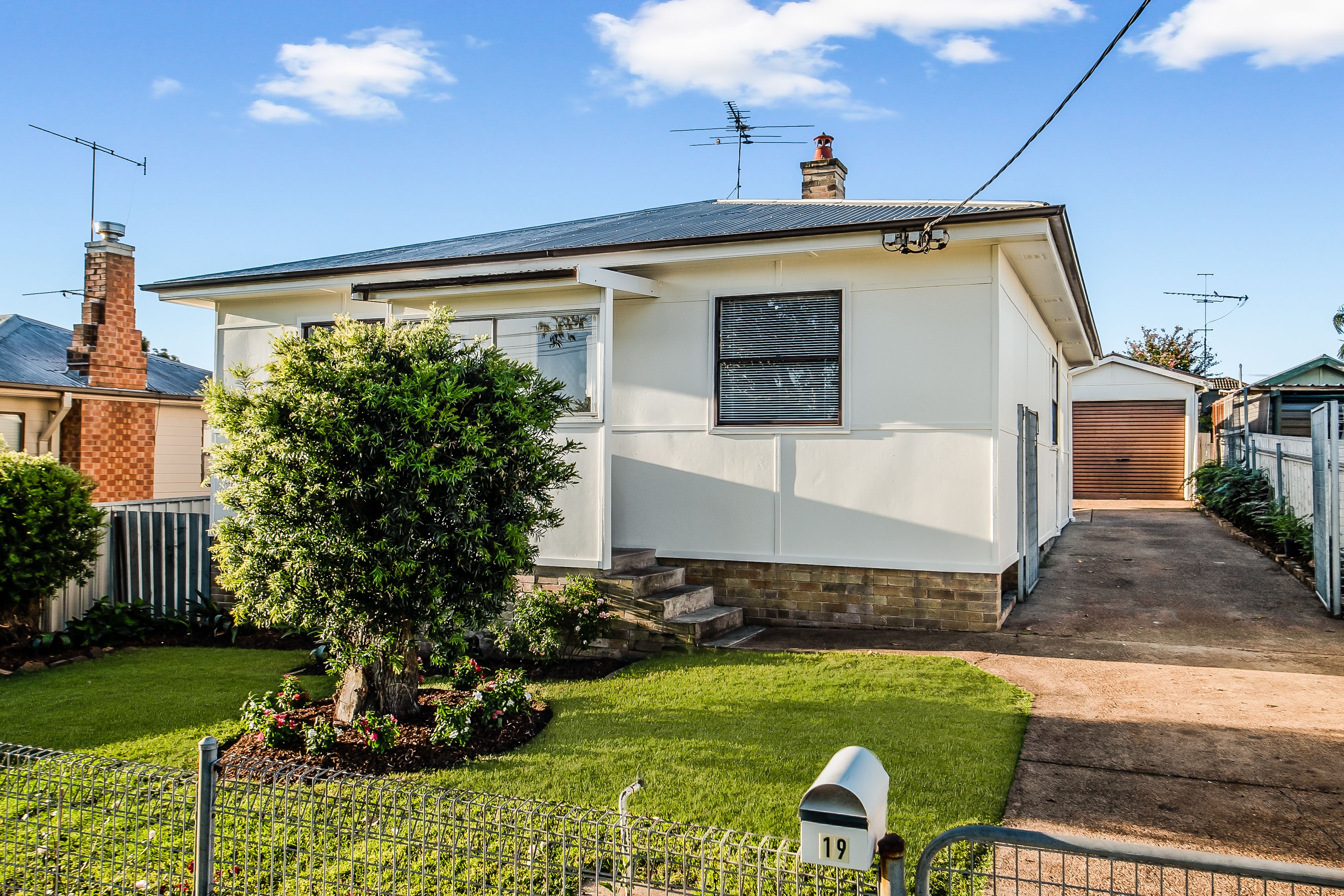 19 Second Avenue, Rutherford, NSW 2320