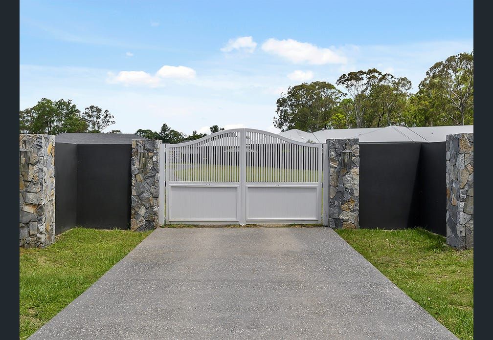 1843 Mount Gravatt Capalaba Road, Chandler, QLD 4155