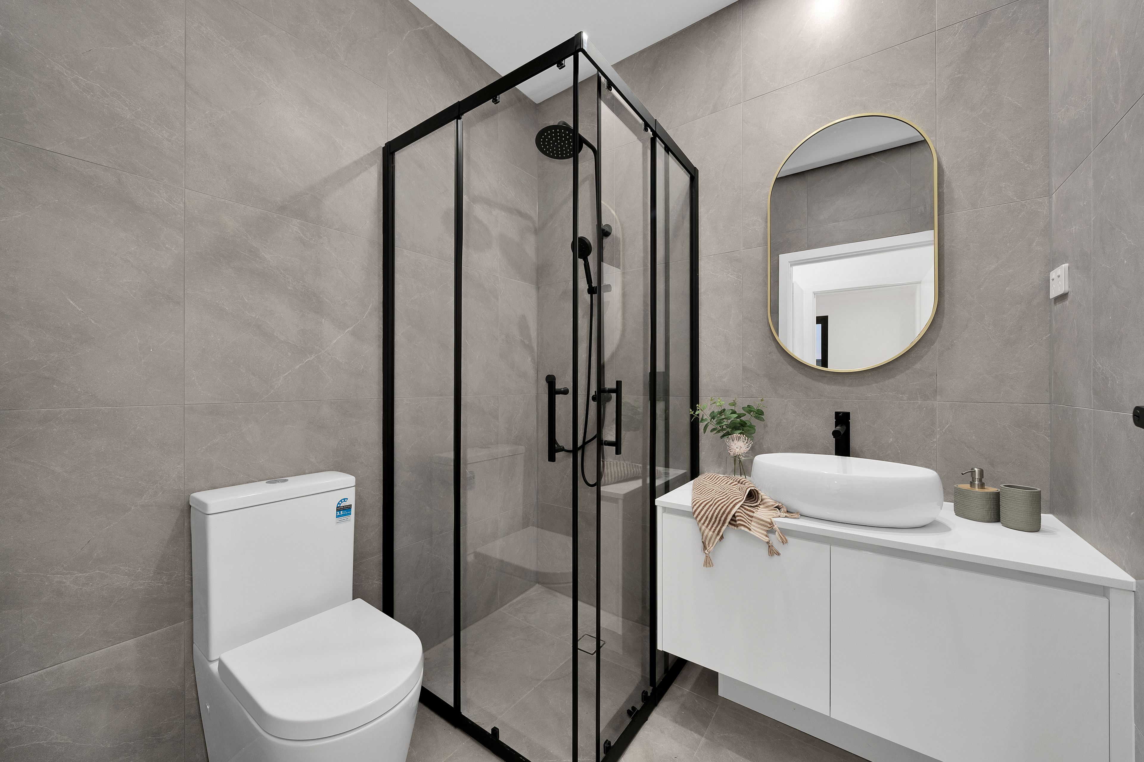 18 Amelie Avenue — photo 18 of 28