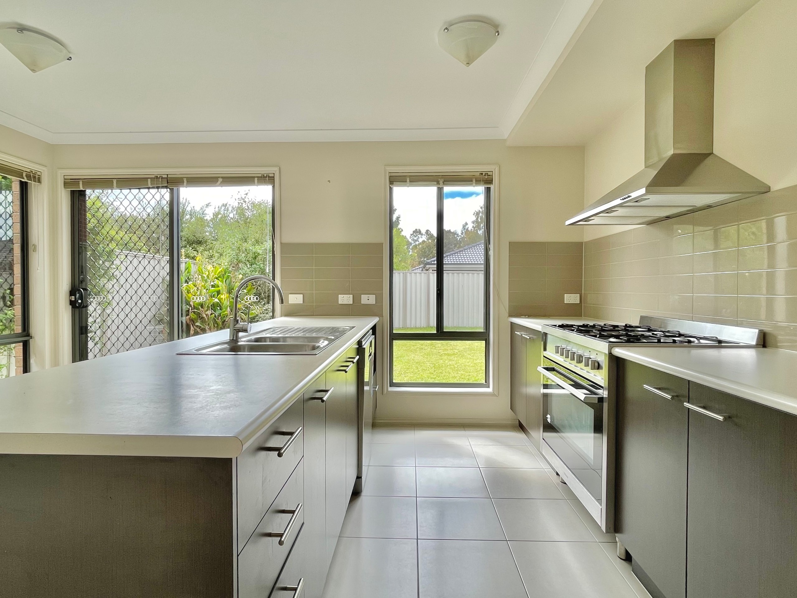 33 Inspiration Circuit, Pakenham, VIC 3810
